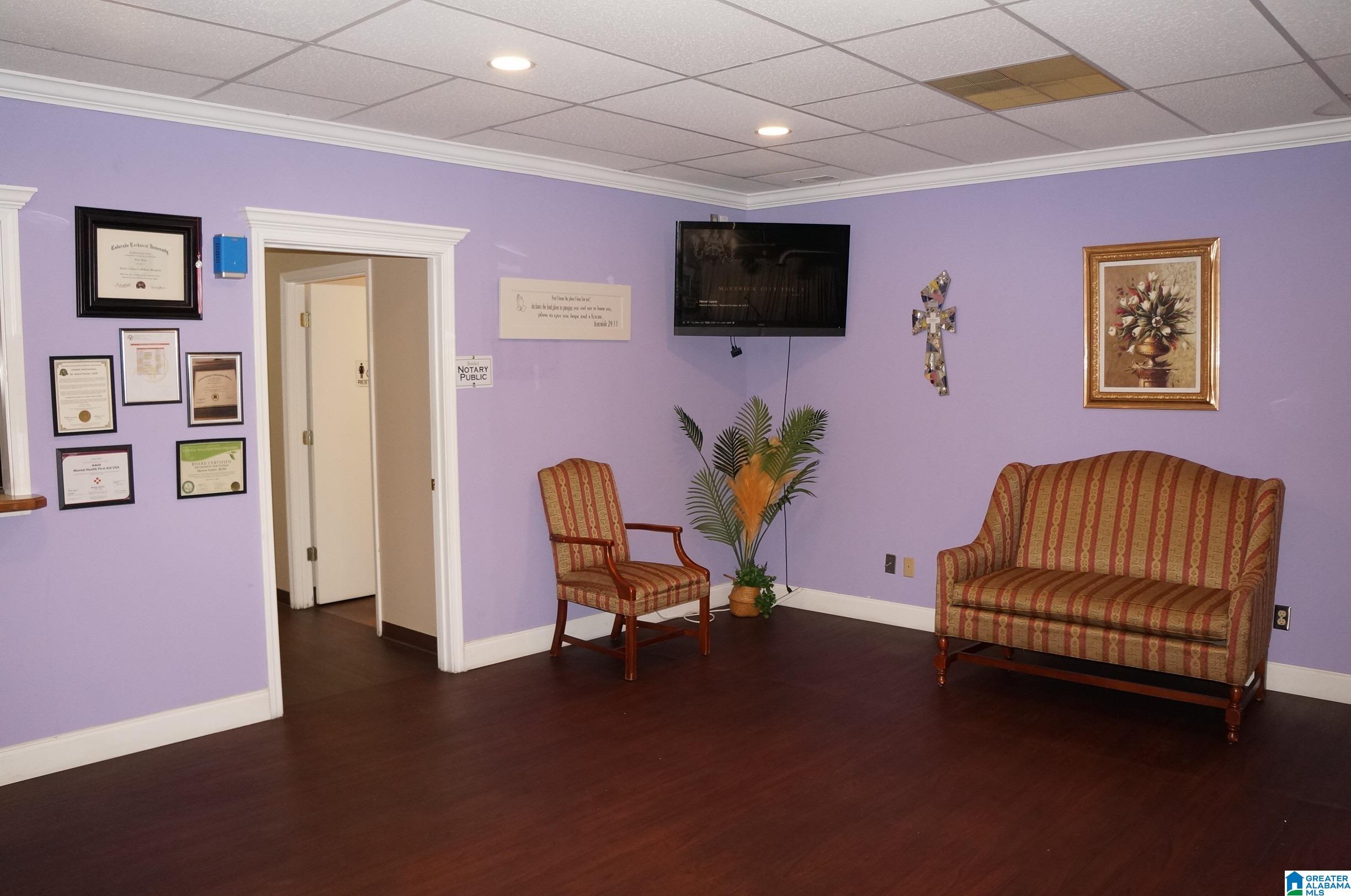 1023 W FORT WILLIAMS STREET