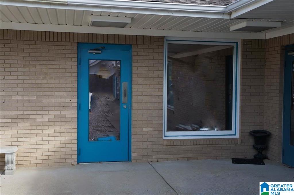 1023 W FORT WILLIAMS STREET