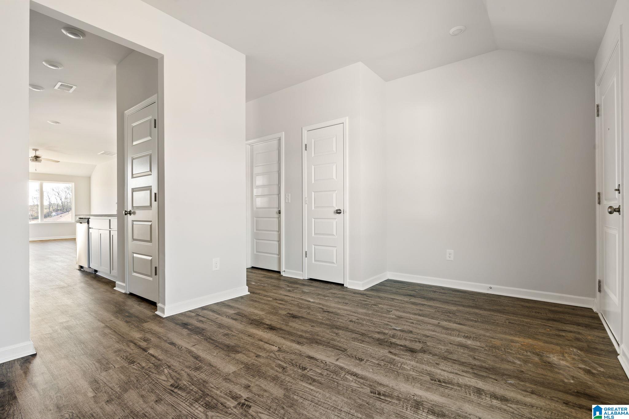 881 ASHFORD DRIVE