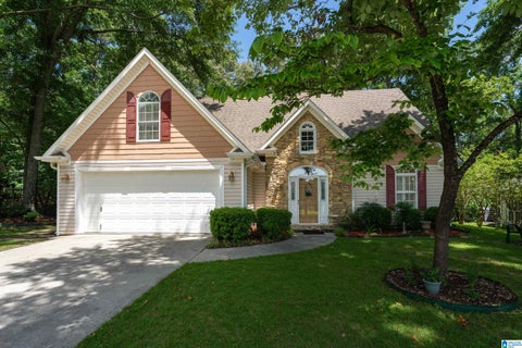 Photo of 140 Greenfield Lane, ALABASTER, AL 35007 (MLS # 21465446)
