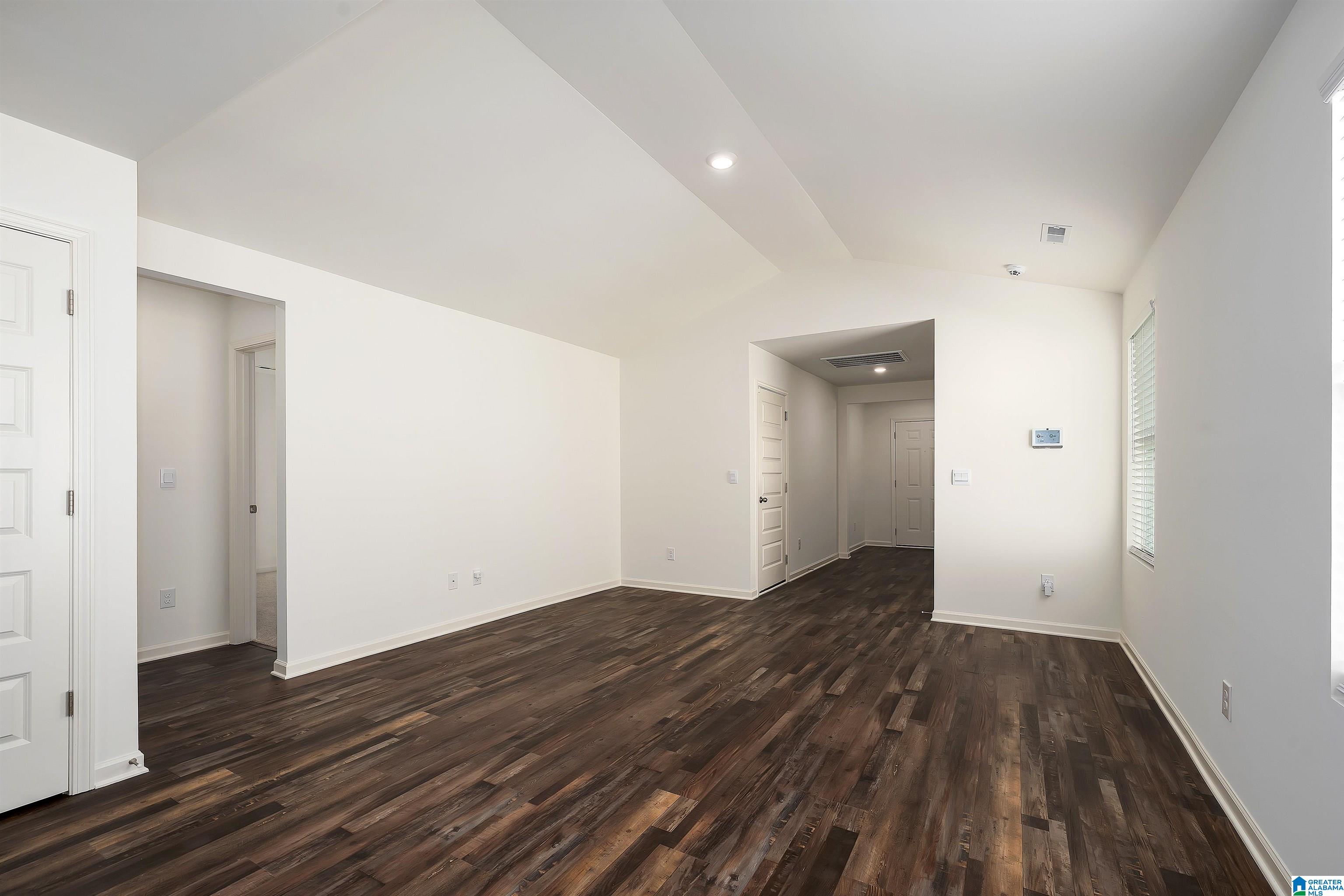 725 STERLING PLACE