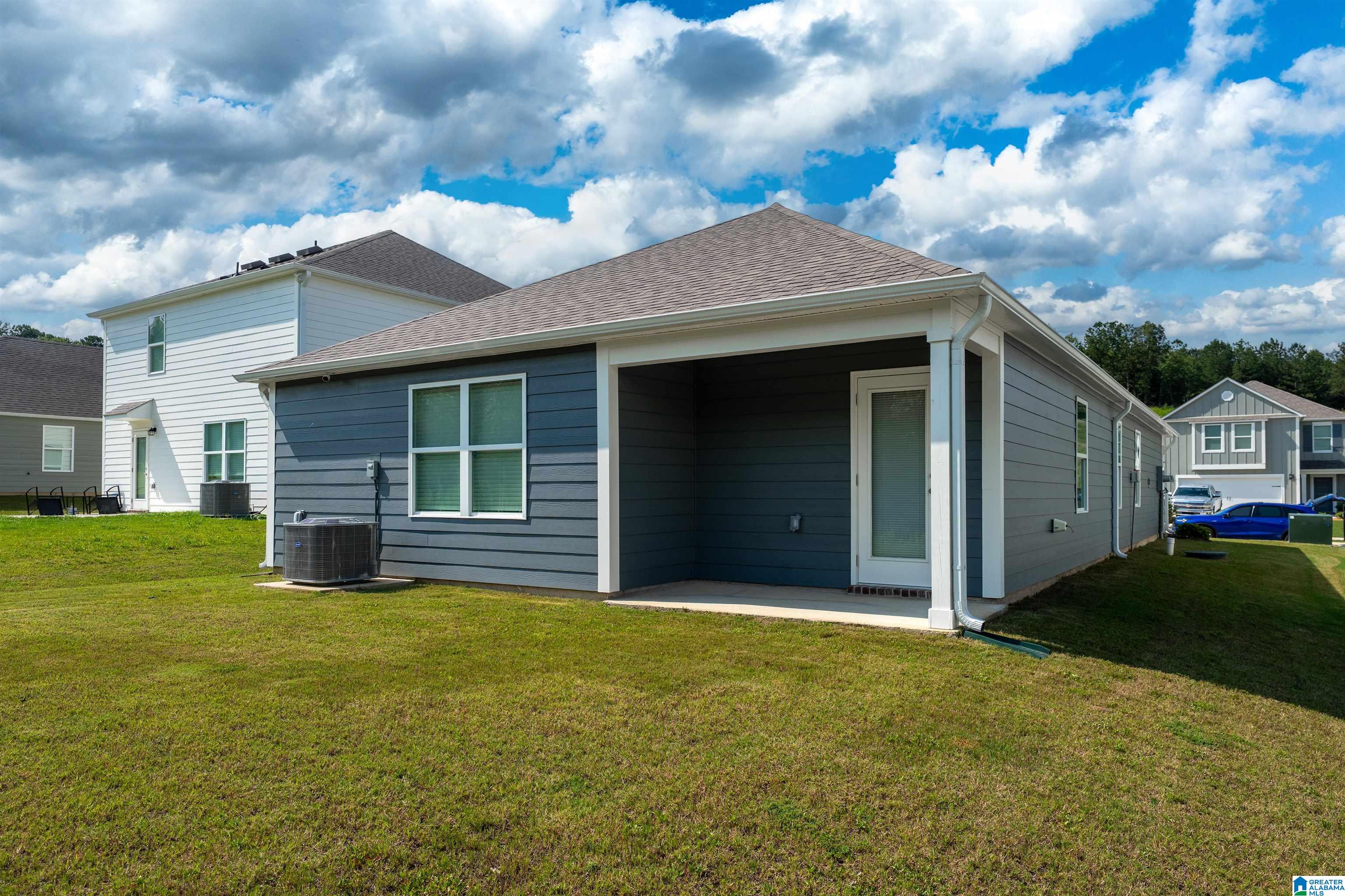 725 STERLING PLACE