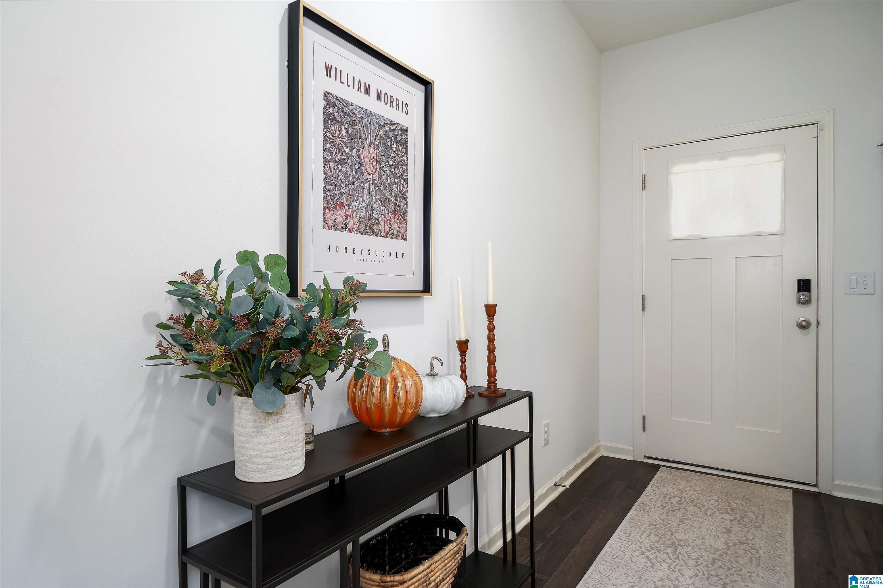 1009 PARK VIEW DRIVE