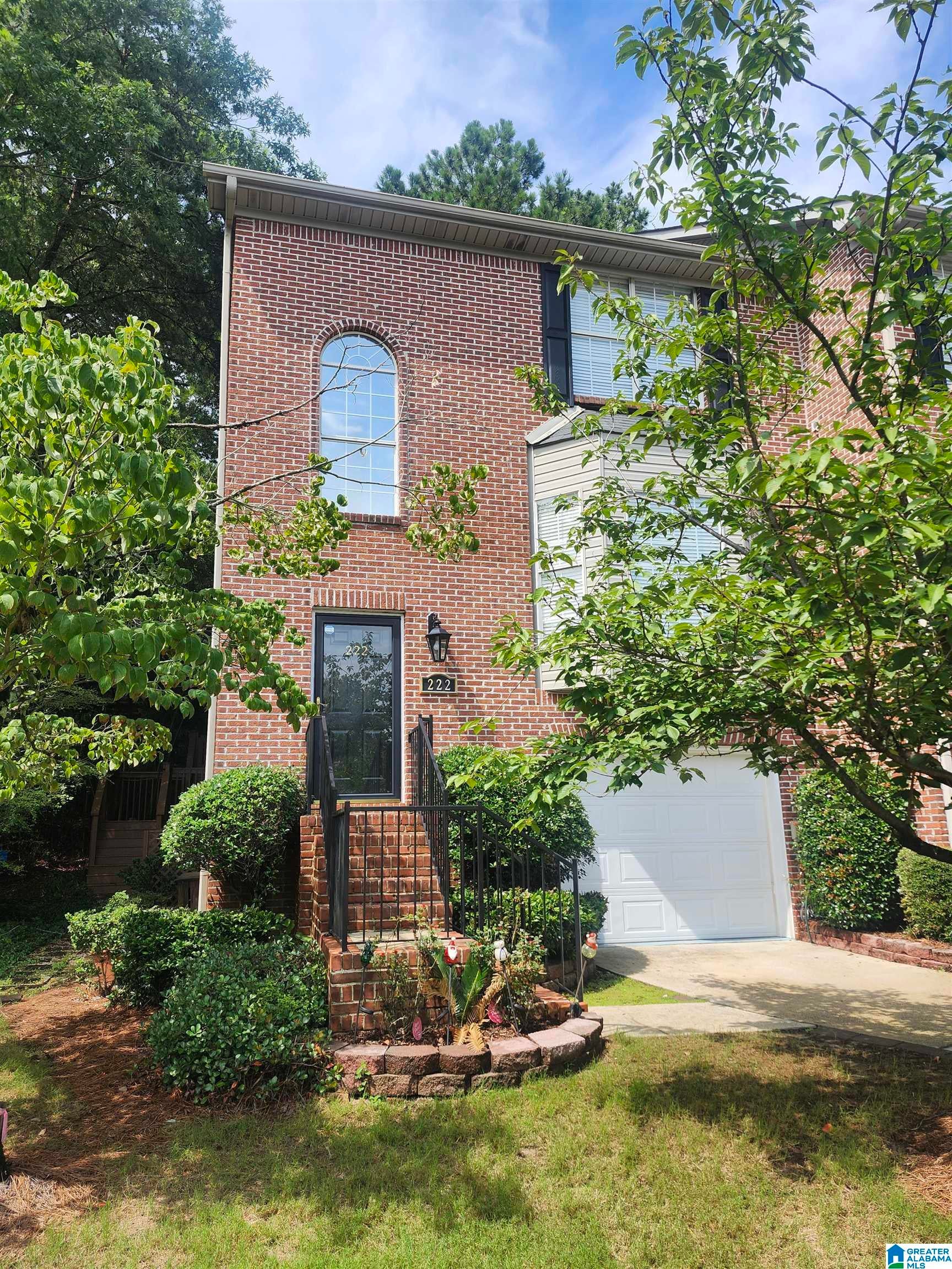 222 MEADOW CROFT CIRCLE