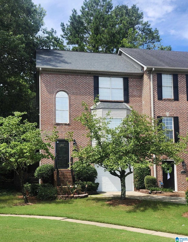 Photo 1 of 32 — 222 MEADOW CROFT CIRCLE, BIRMINGHAM, AL 35242