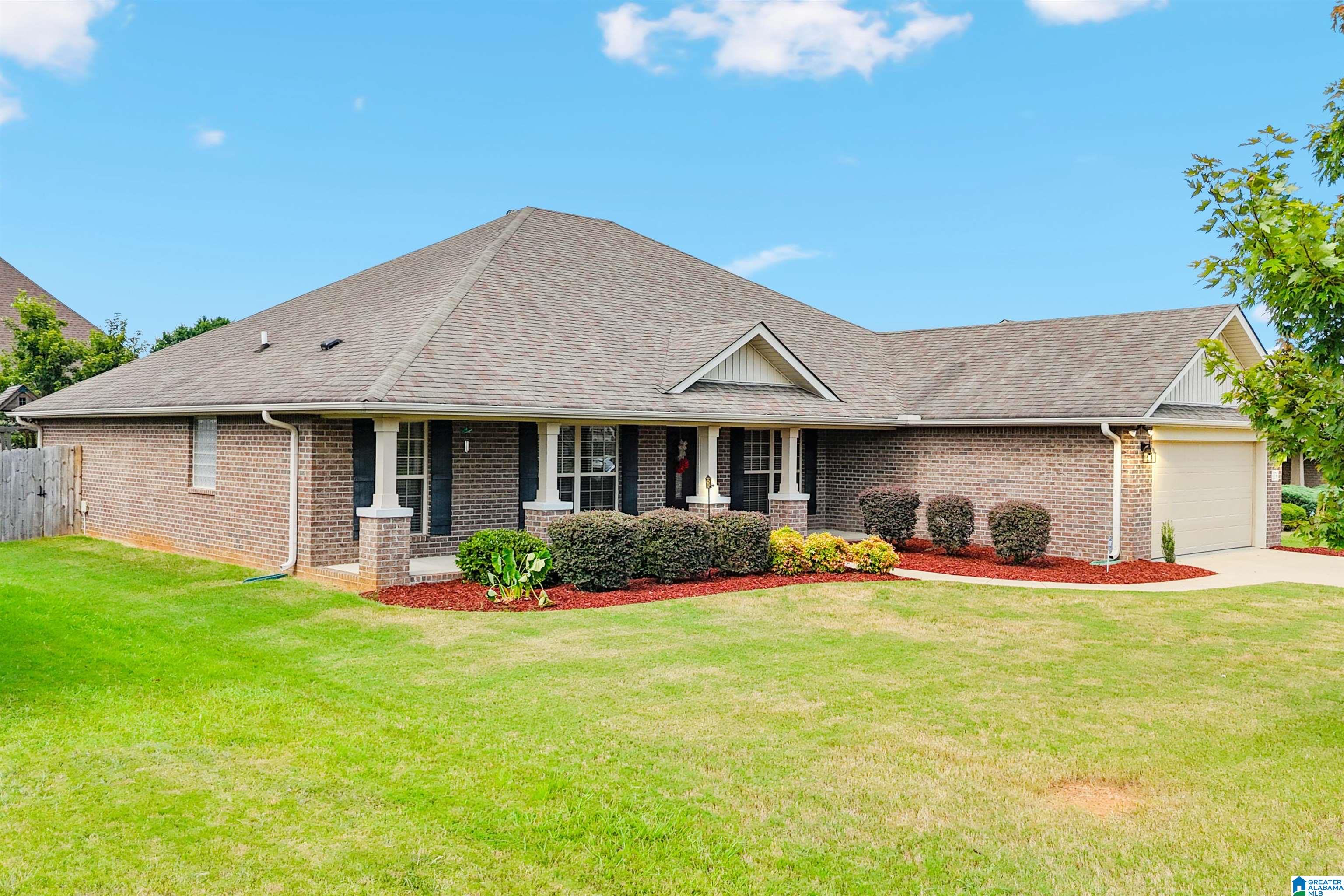 1136 SILVER CREEK LANE