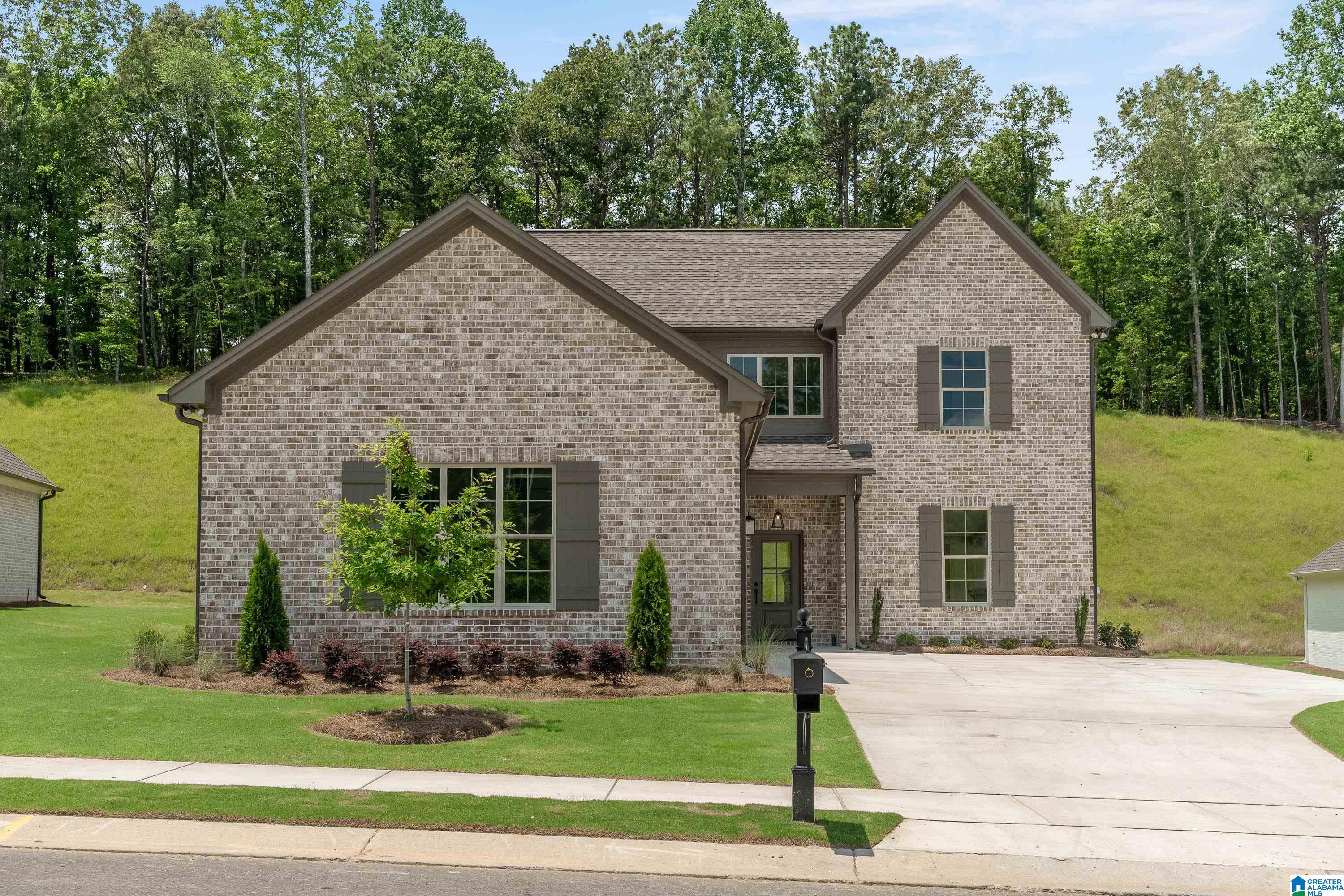 Photo 1 of 45 — 125 MCALPIN CIRCLE, PELHAM, AL 35124