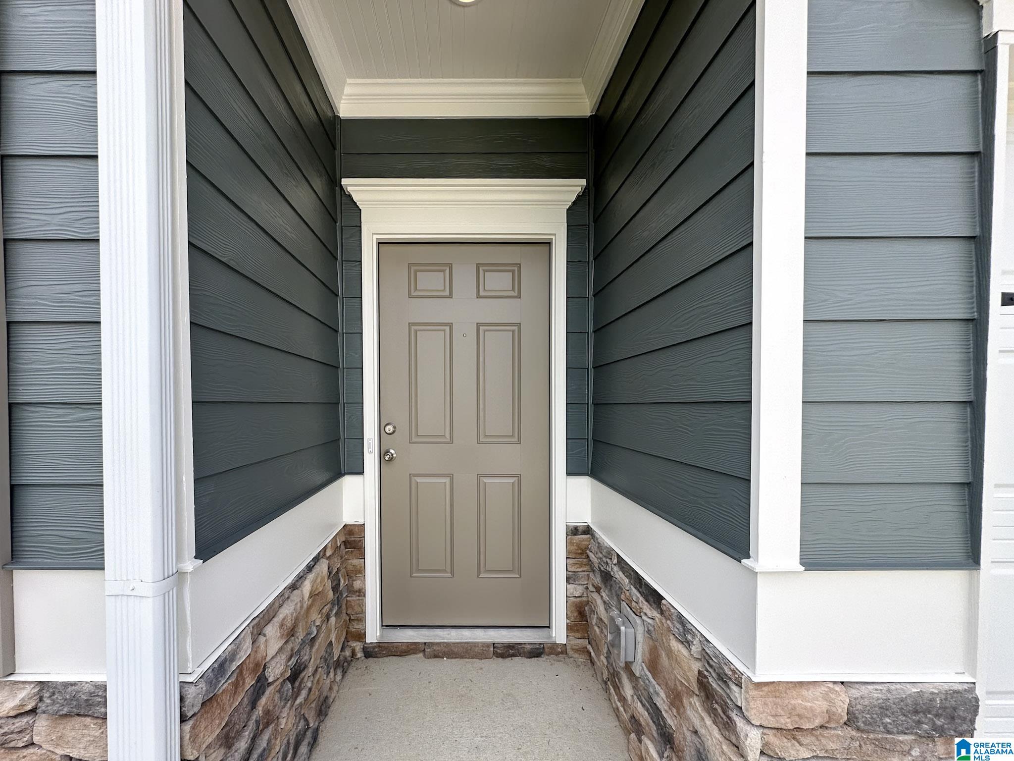 1645 STERLING GROVE DRIVE