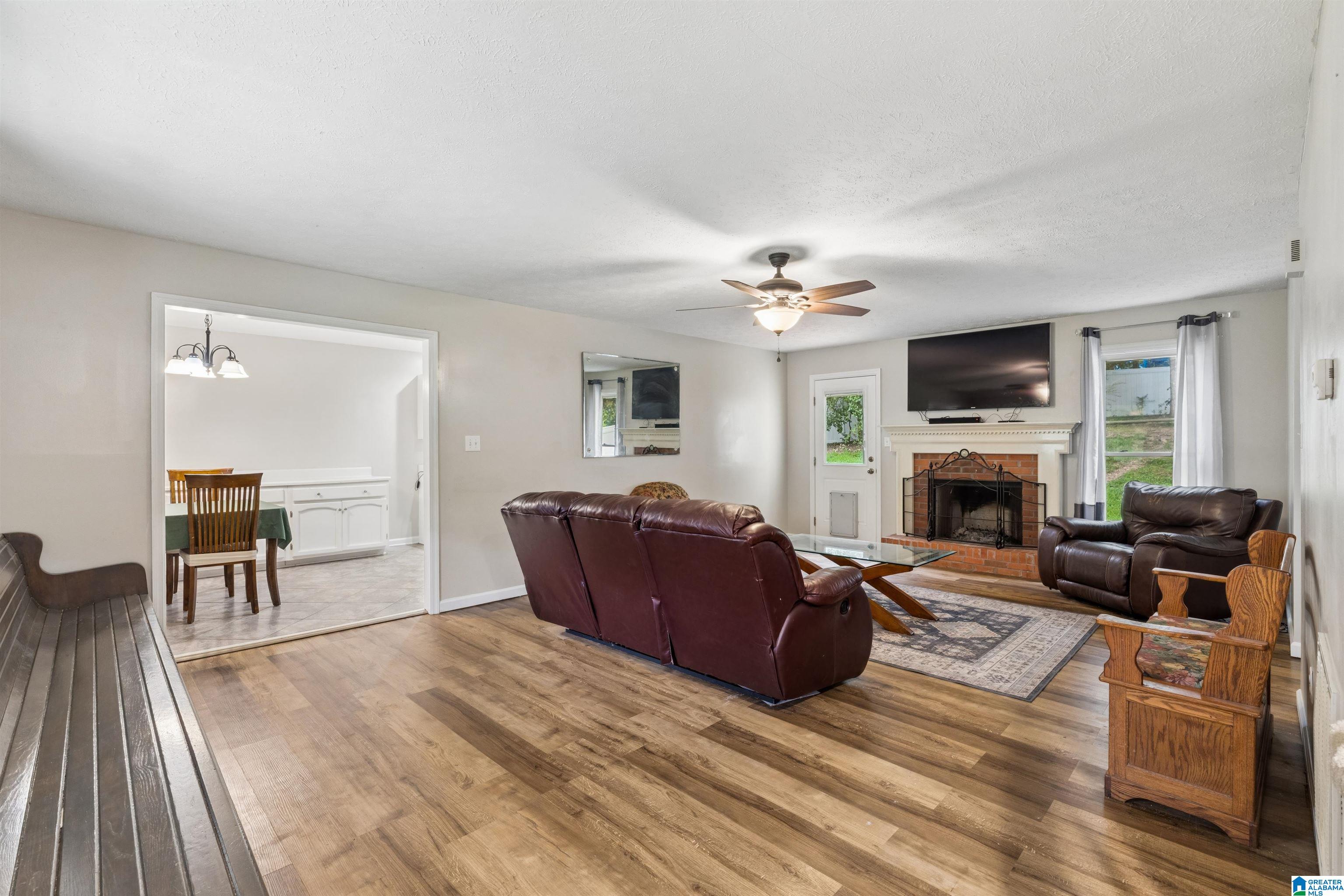 3215 BERKLEY HILLS DRIVE W - Photo 2