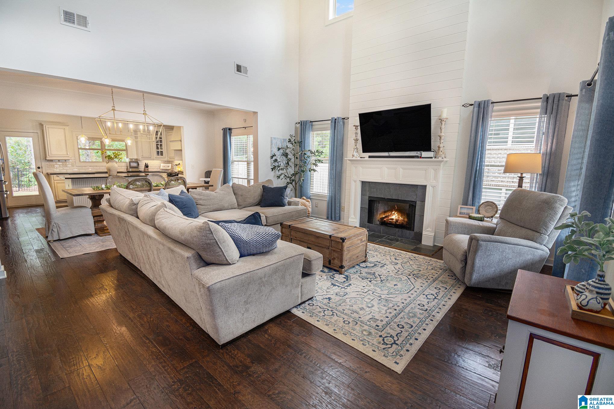 172 LAKE CHELSEA DRIVE