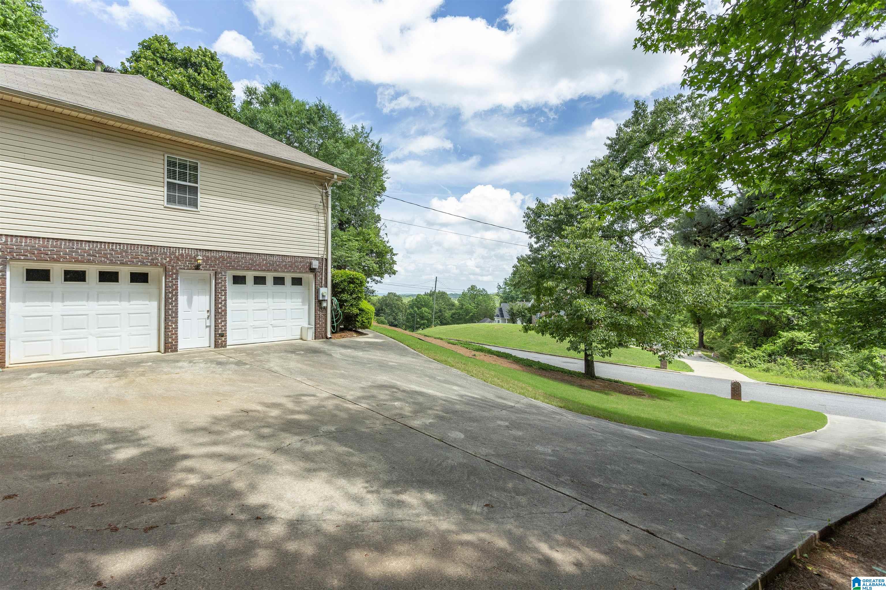 3155 CAMBRIDGE CIRCLE