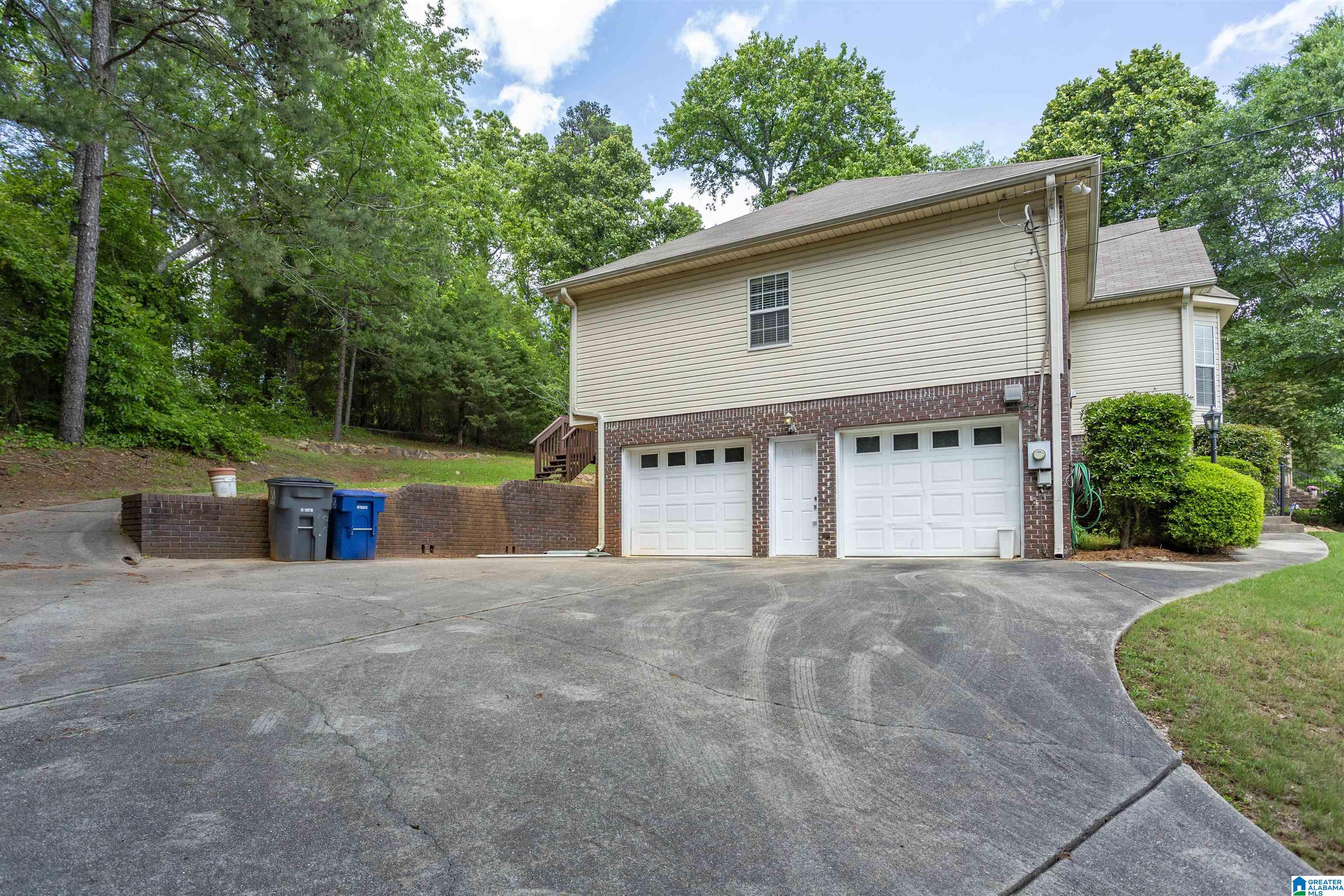 3155 CAMBRIDGE CIRCLE