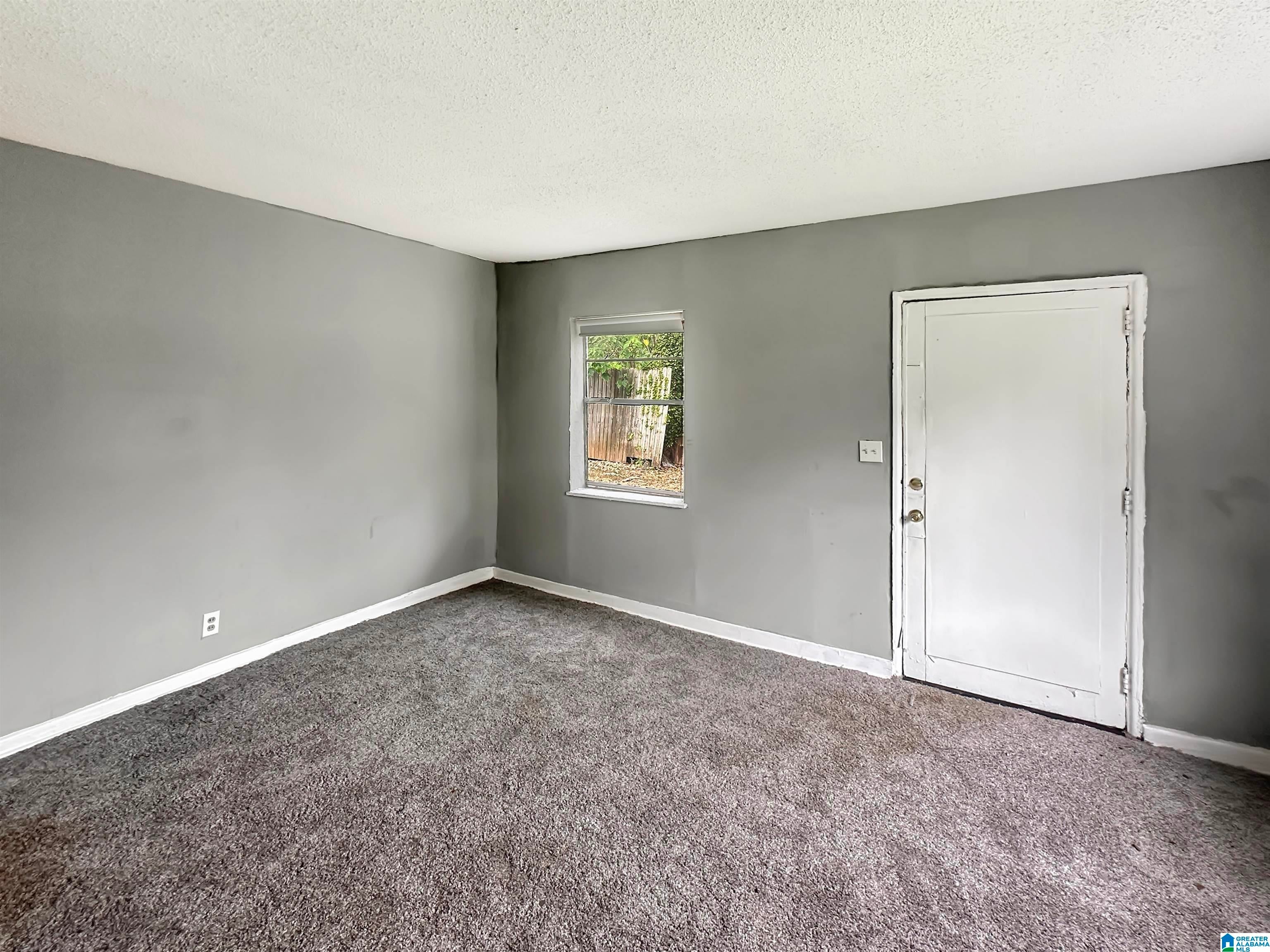 1529 MEADOW COURT