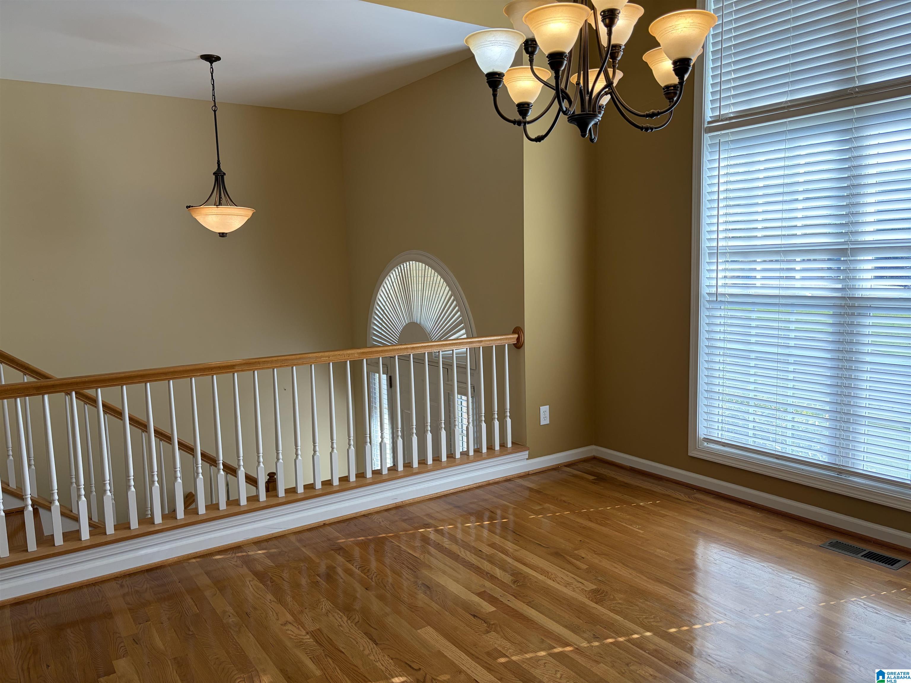 9777 DEERVIEW LANE