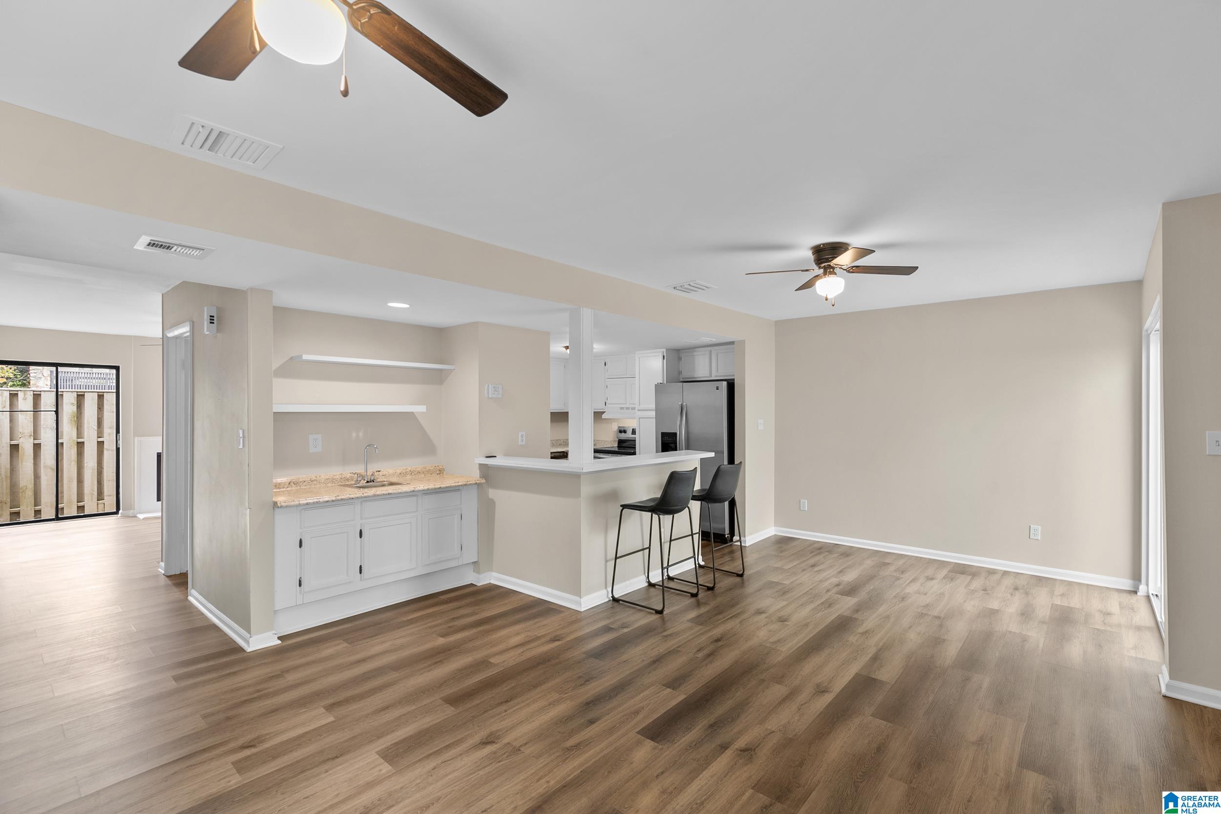 2413 DOVE PLACE 2413