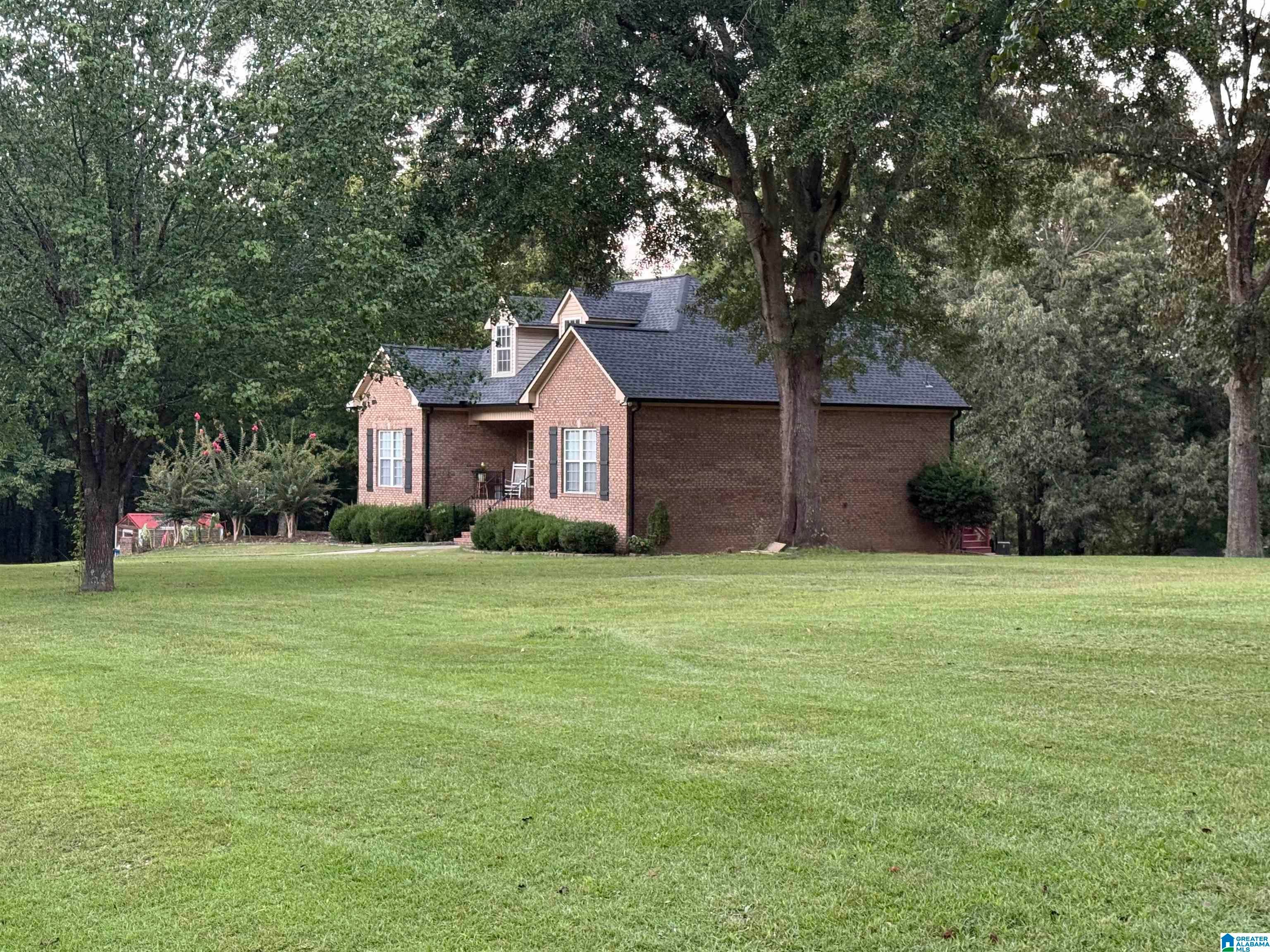 206 DEERWOOD DRIVE