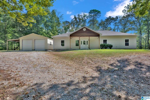 Photo of 7009 McFrancis Road, TRUSSVILLE, AL 35173 (MLS # 21465520)