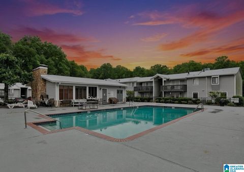 708 WOODLAND VILLAGE 708 HOMEWOOD AL 35216