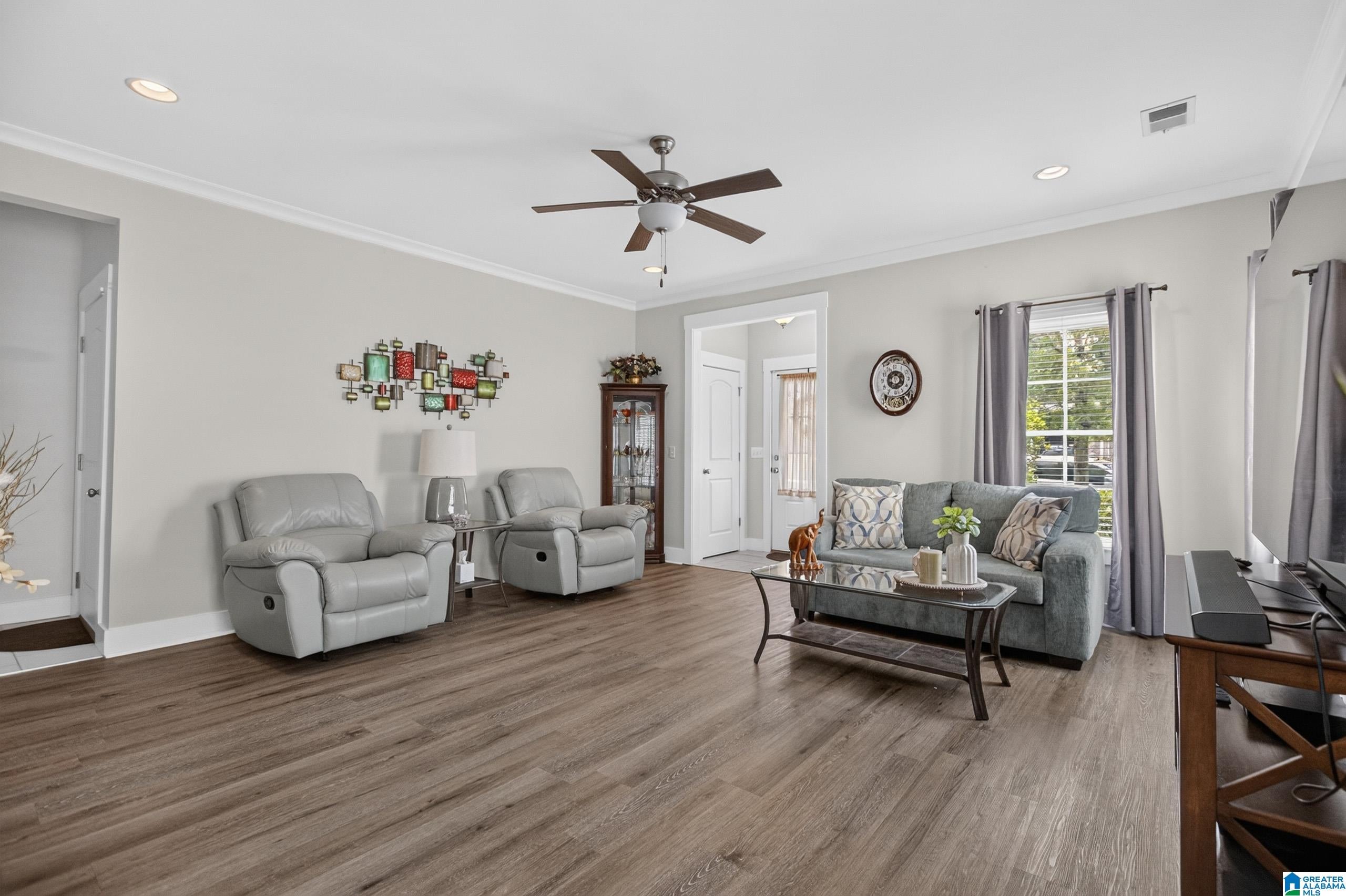 509 FOX RUN LANE