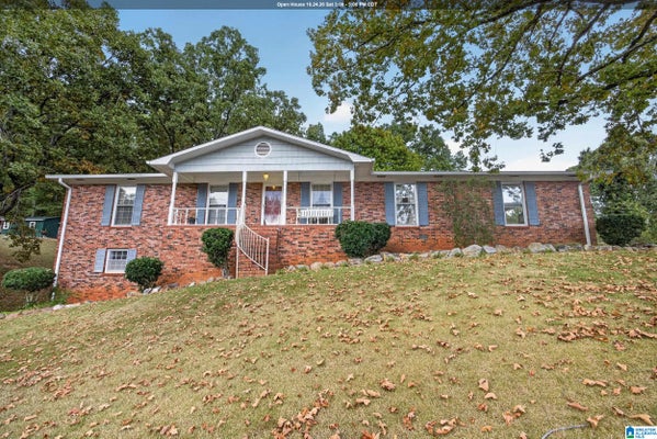 1218 HOMEWOOD DR, OXFORD, AL 36203 - Image e5ca373efe5bbd935afcc0f11243f0c5/2178681931