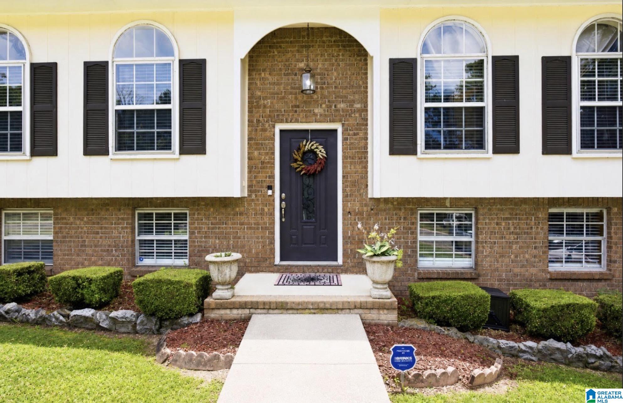 325 WINK CIRCLE