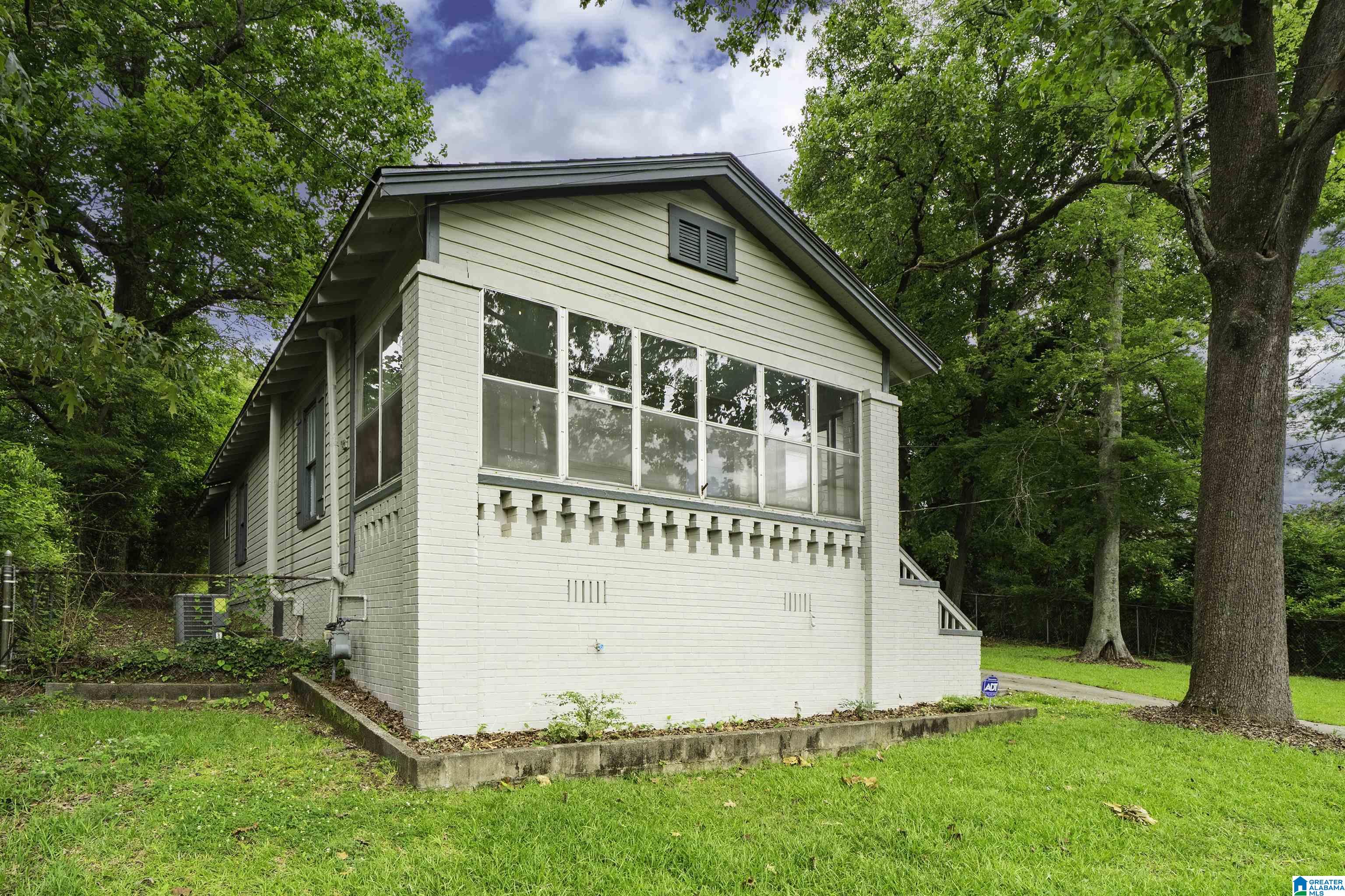 412 NEWTON DRIVE