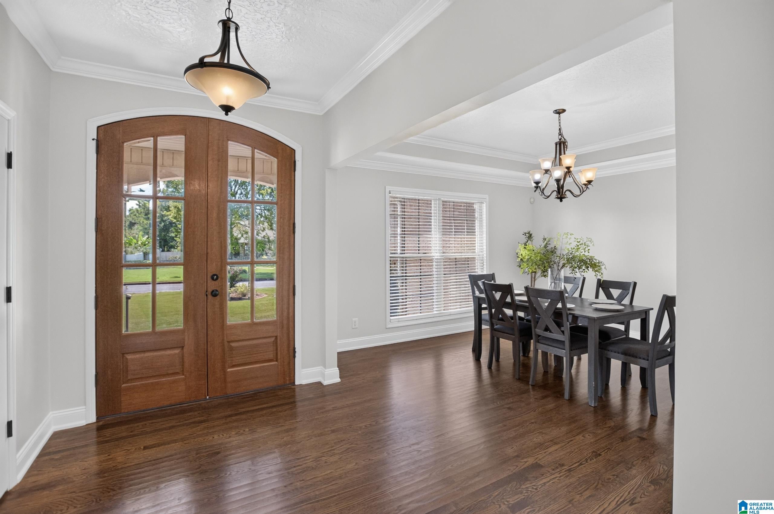 1106 MIRANDA LANE