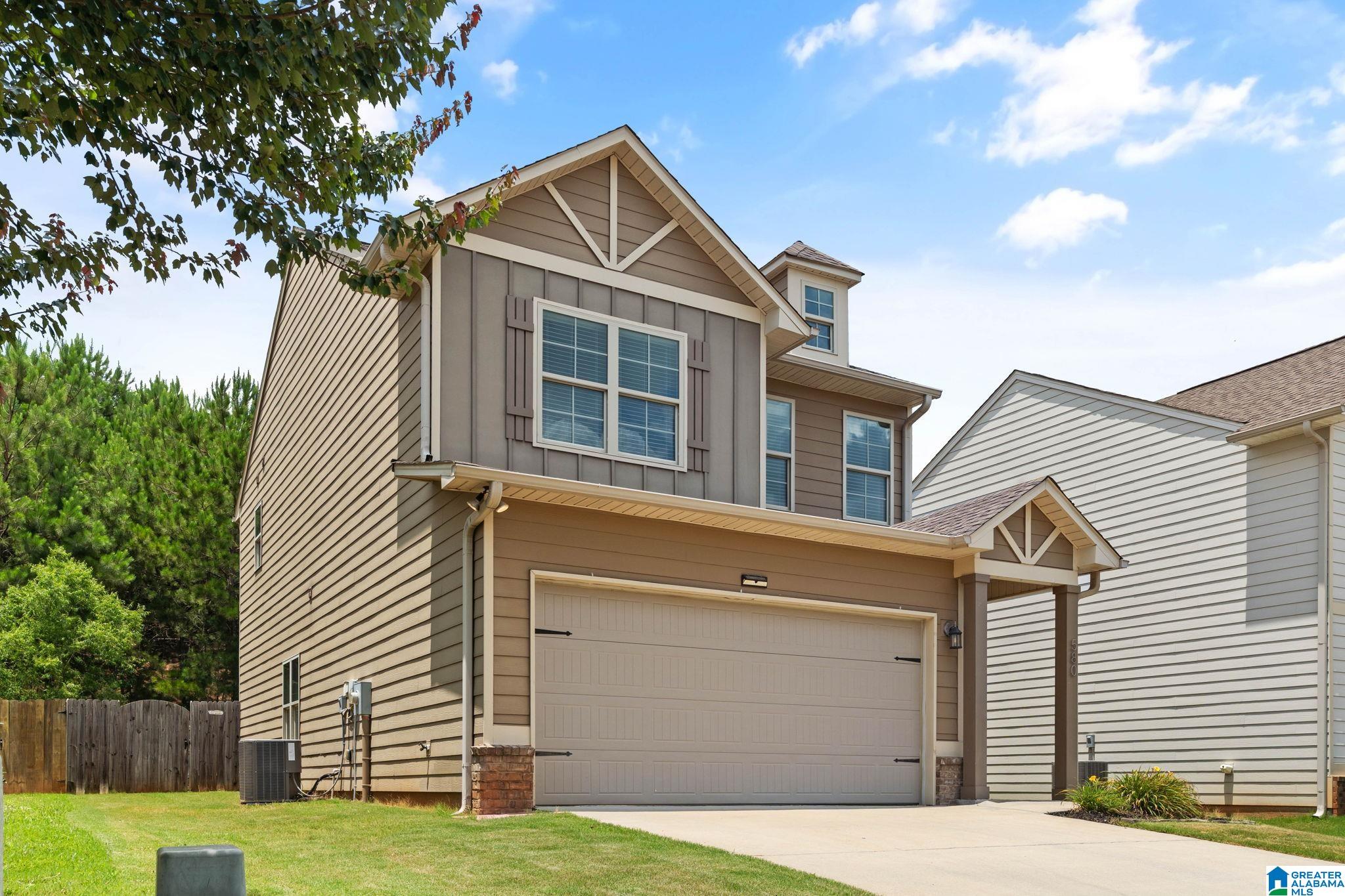 580 BRIAR RIDGE CIRCLE