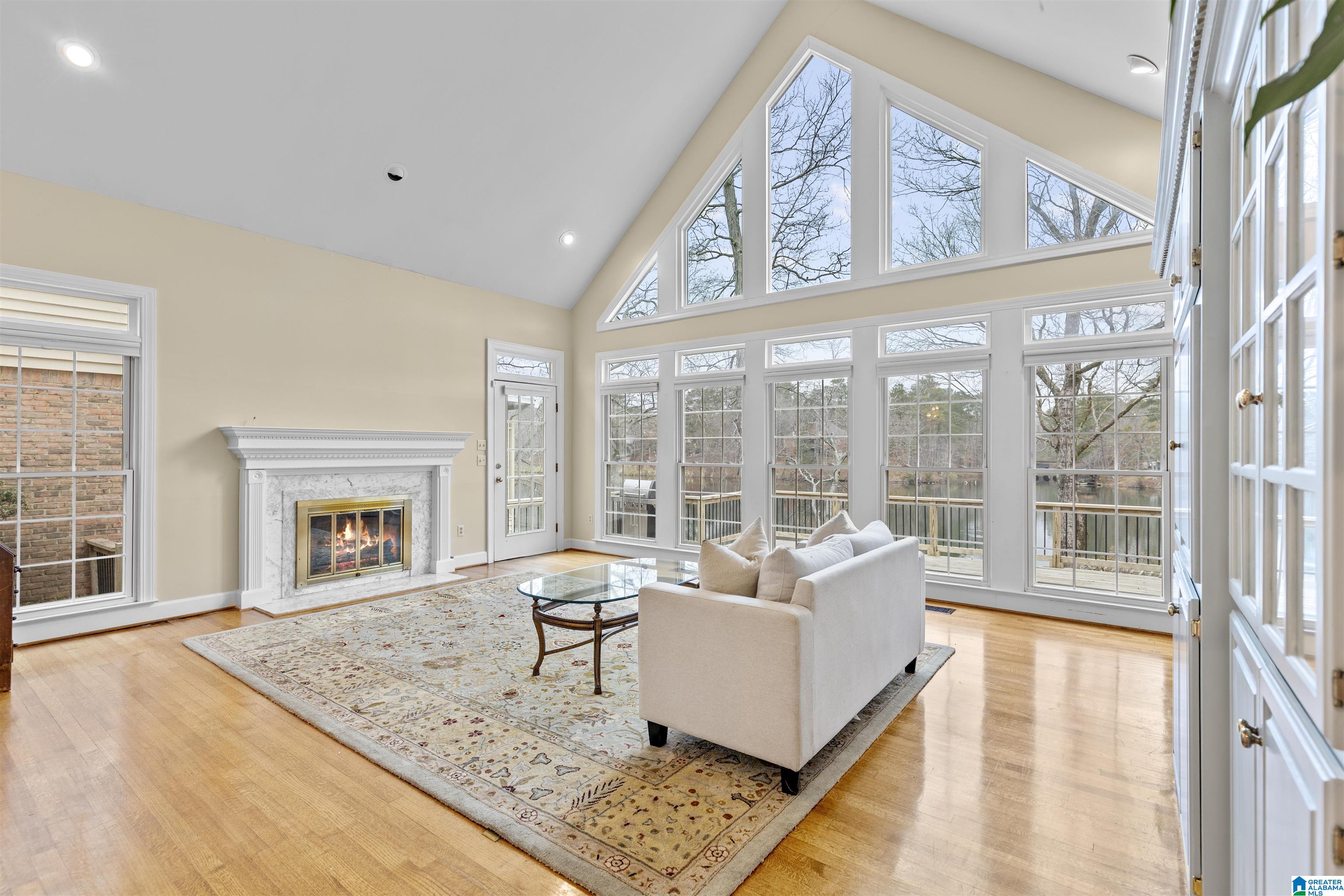 4644 S LAKERIDGE DRIVE