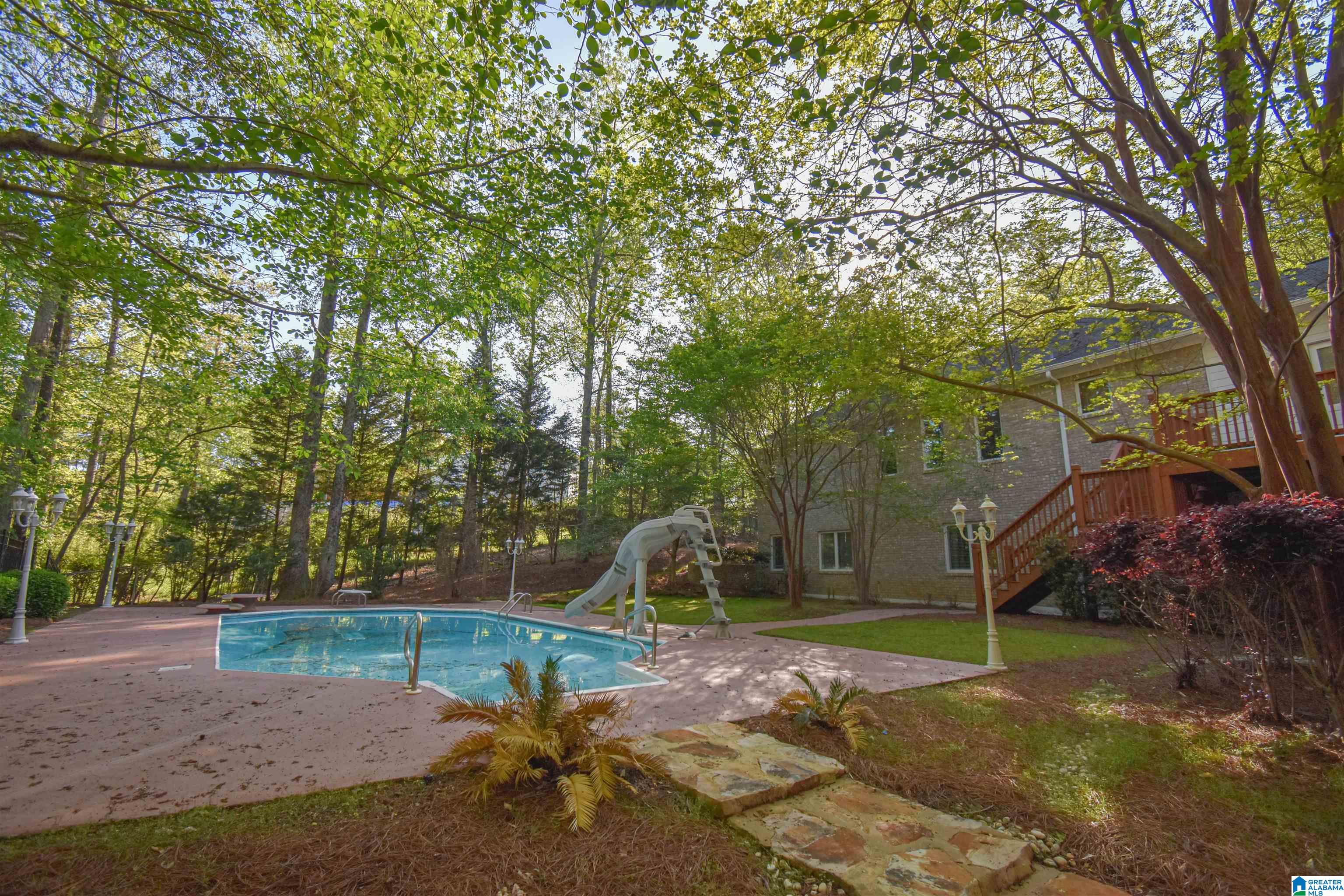3621 OAK GLEN DRIVE