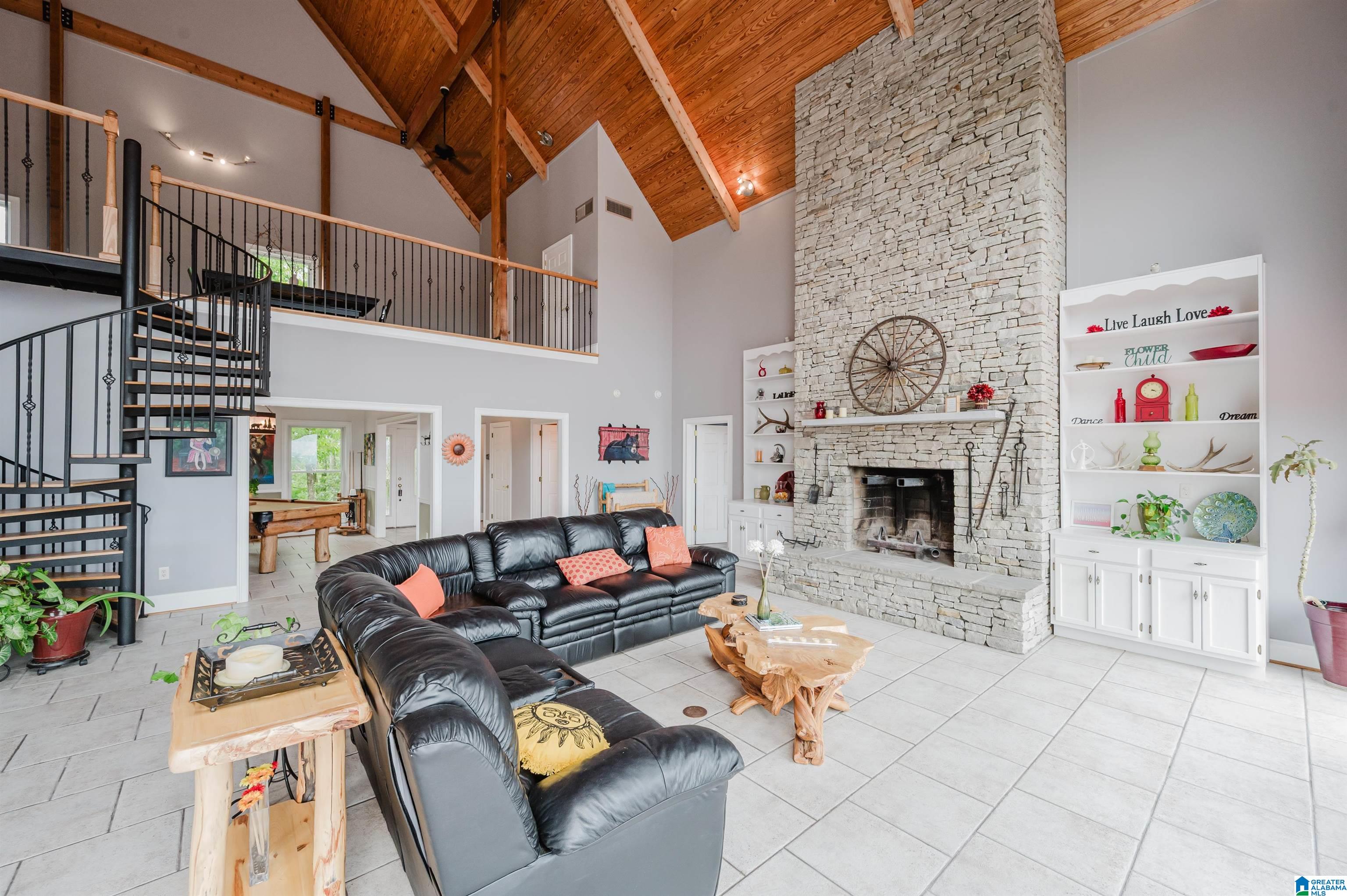 327 RIDGEVIEW LAKE ROAD
