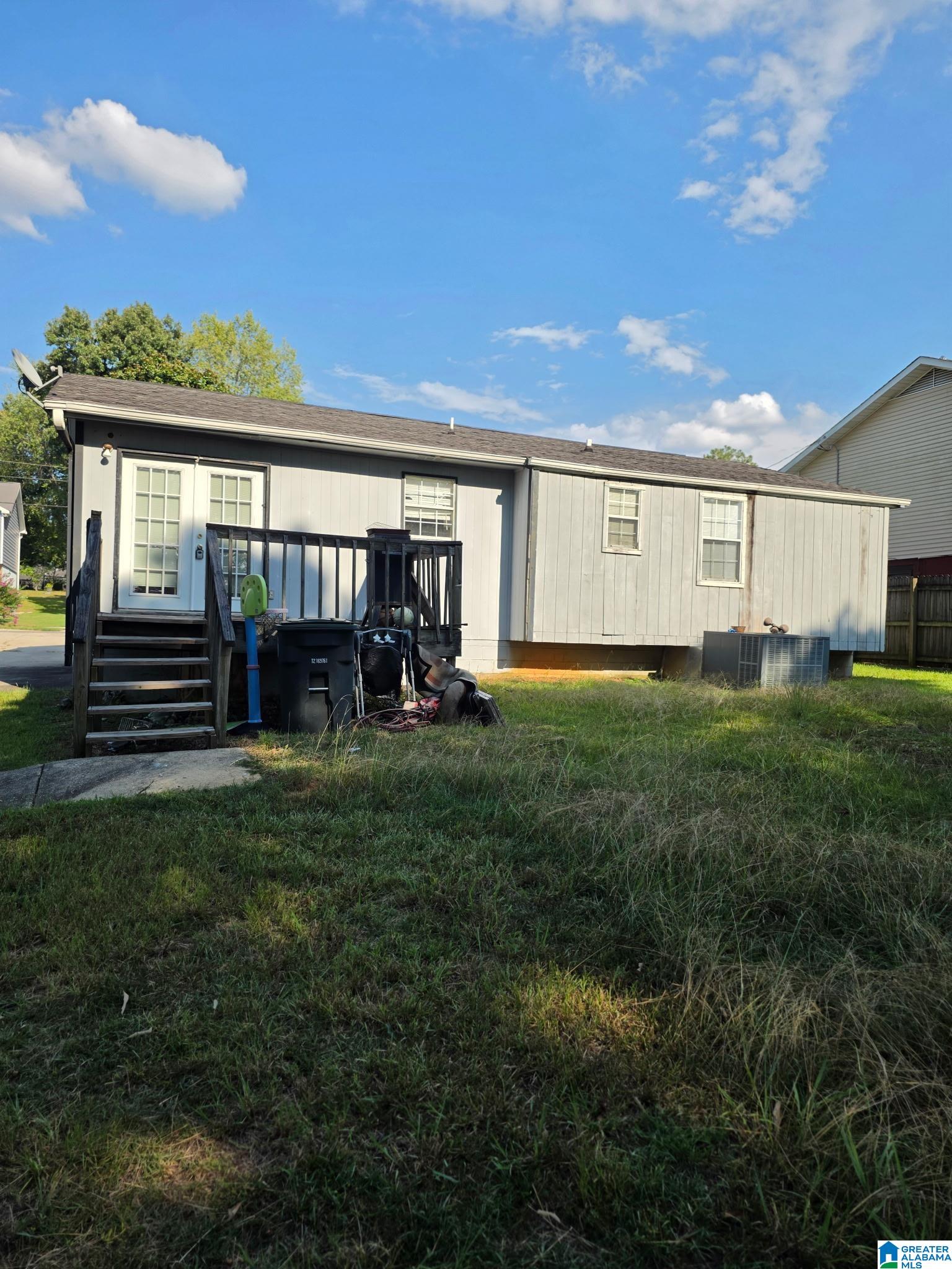 1924 CLOVER DRIVE