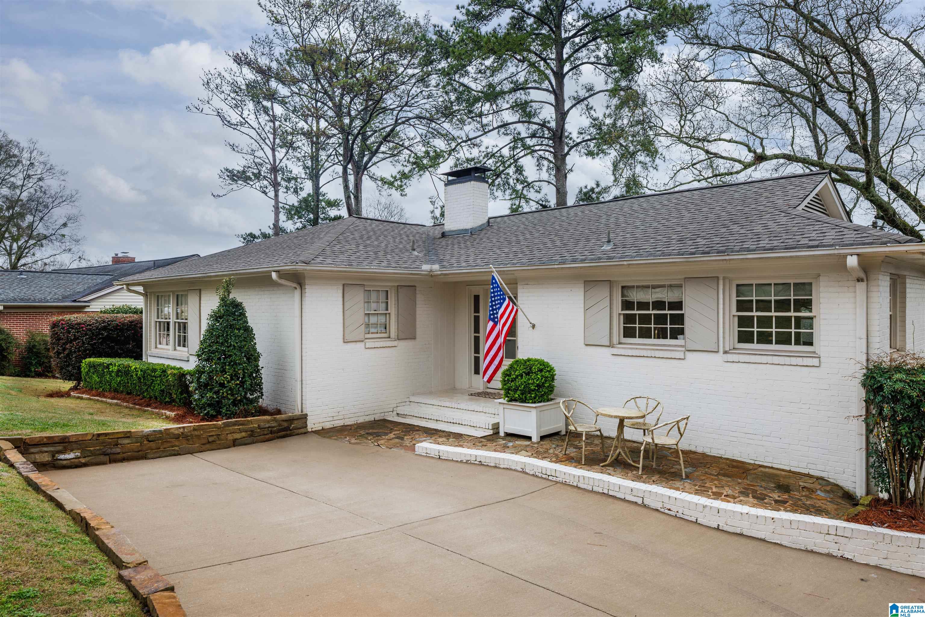 755 MONTGOMERY DRIVE