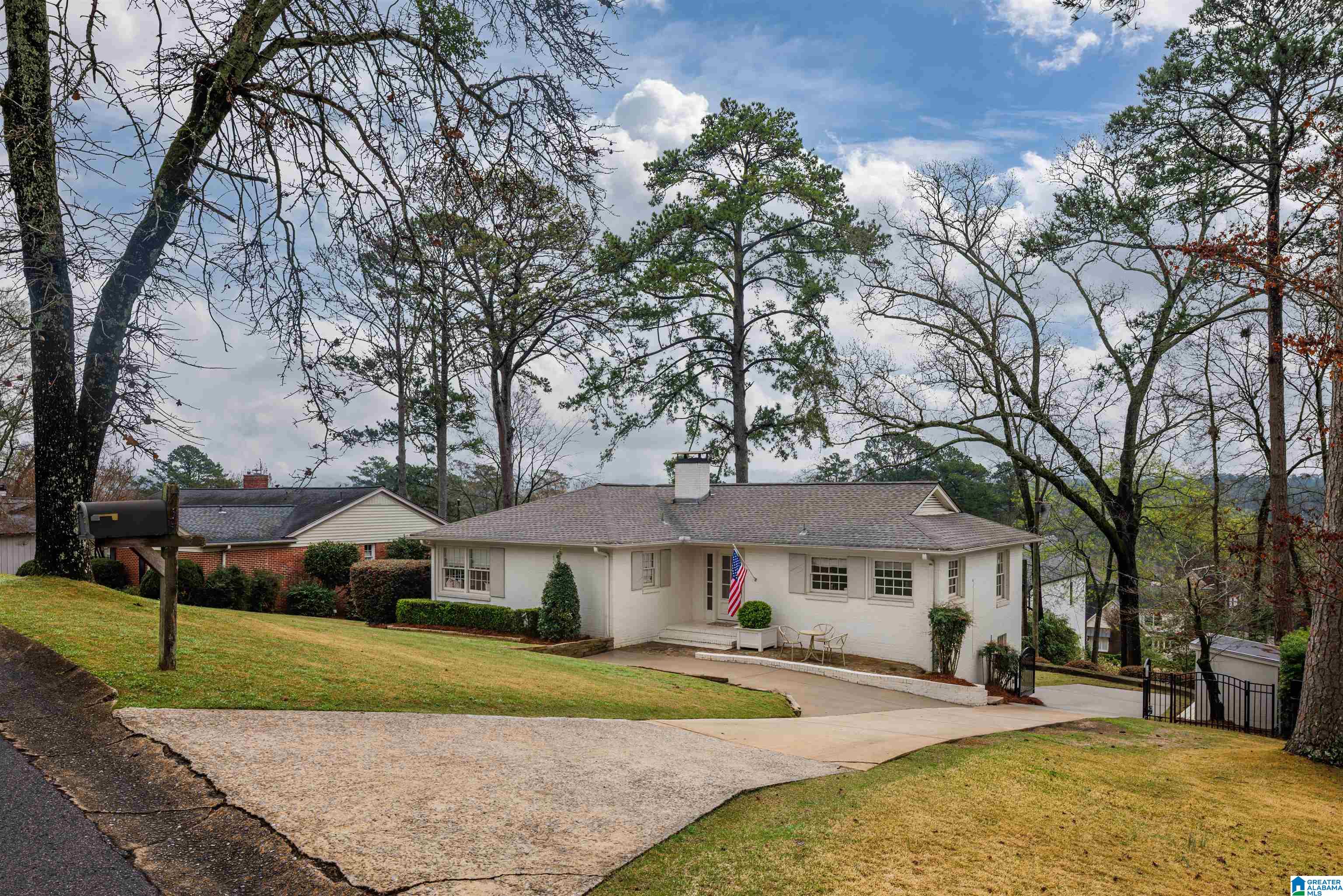 755 MONTGOMERY DRIVE