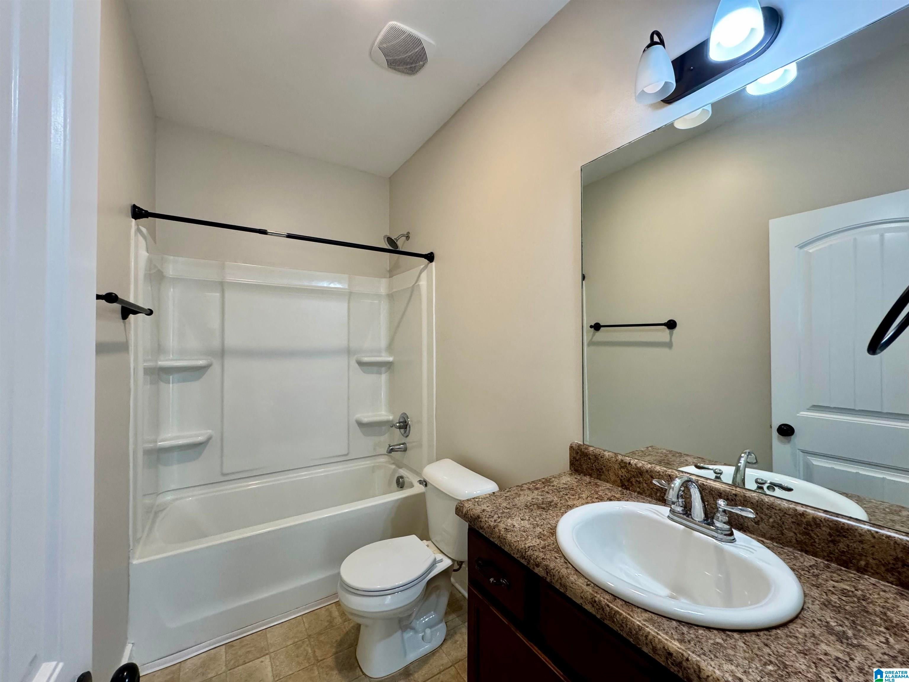 870 MAPLE TRACE
