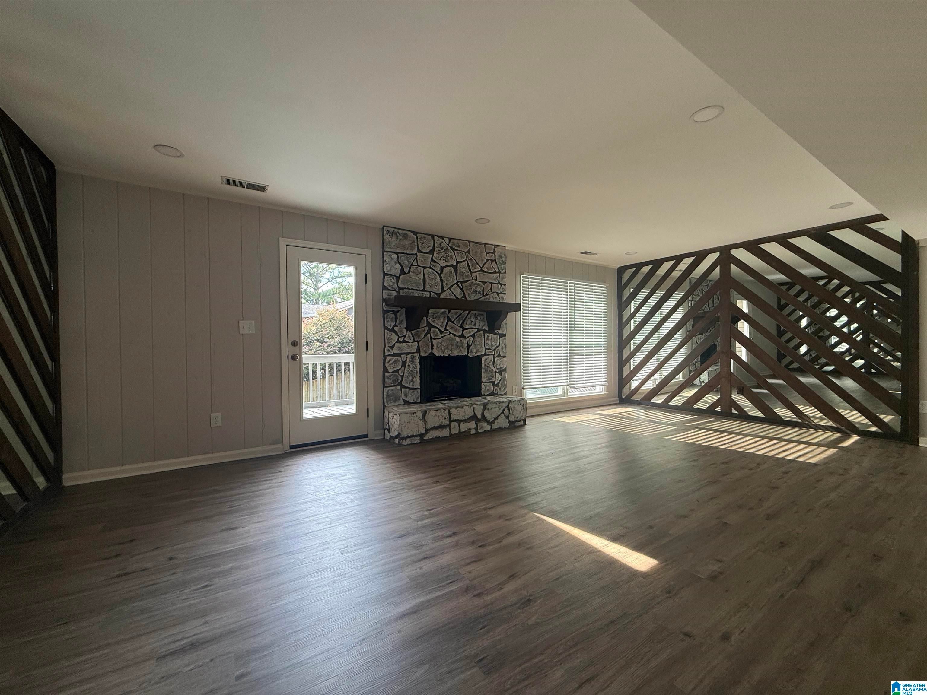 709 CAHABA MANOR DRIVE
