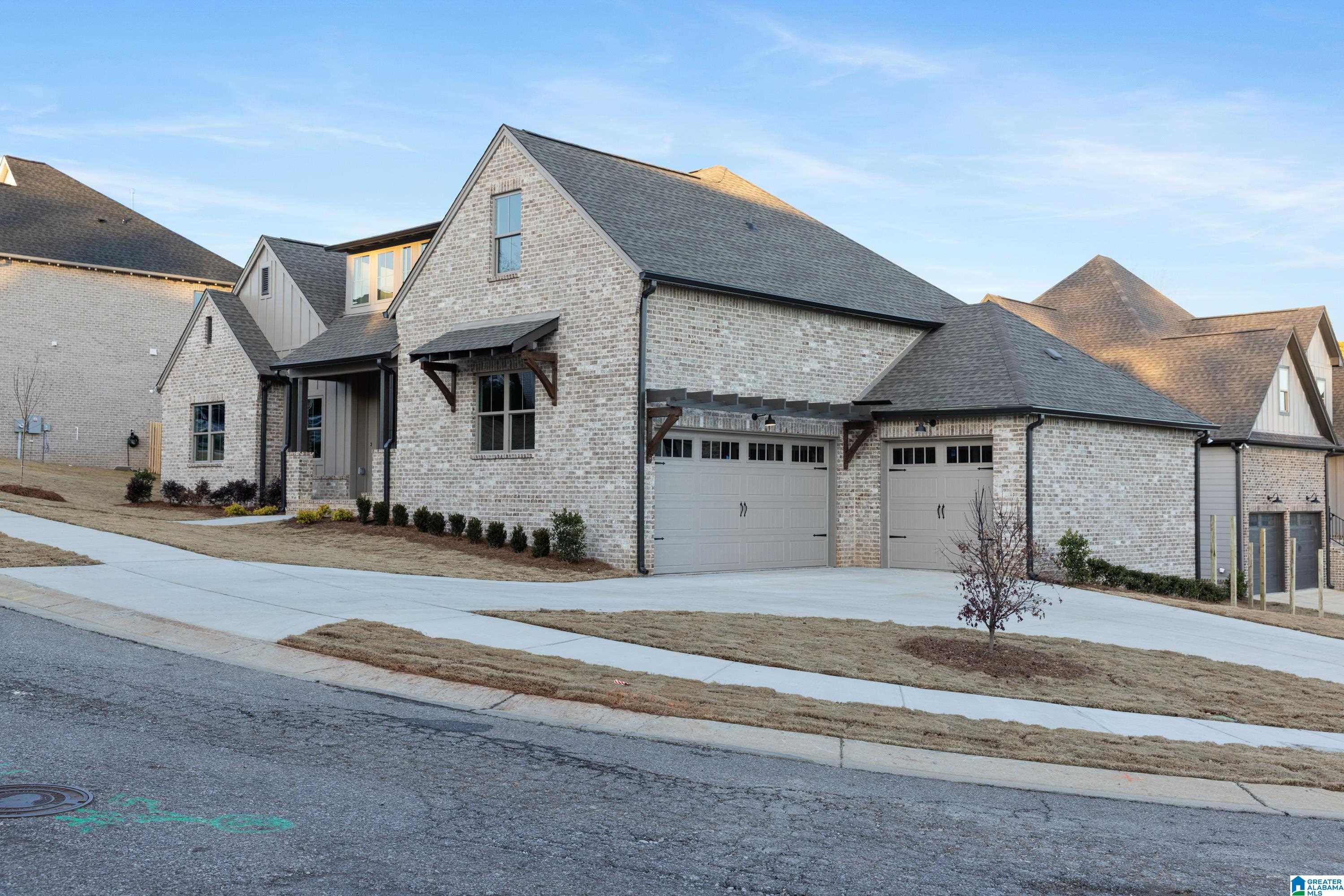 4659 SOUTH SHADES CREST ROAD