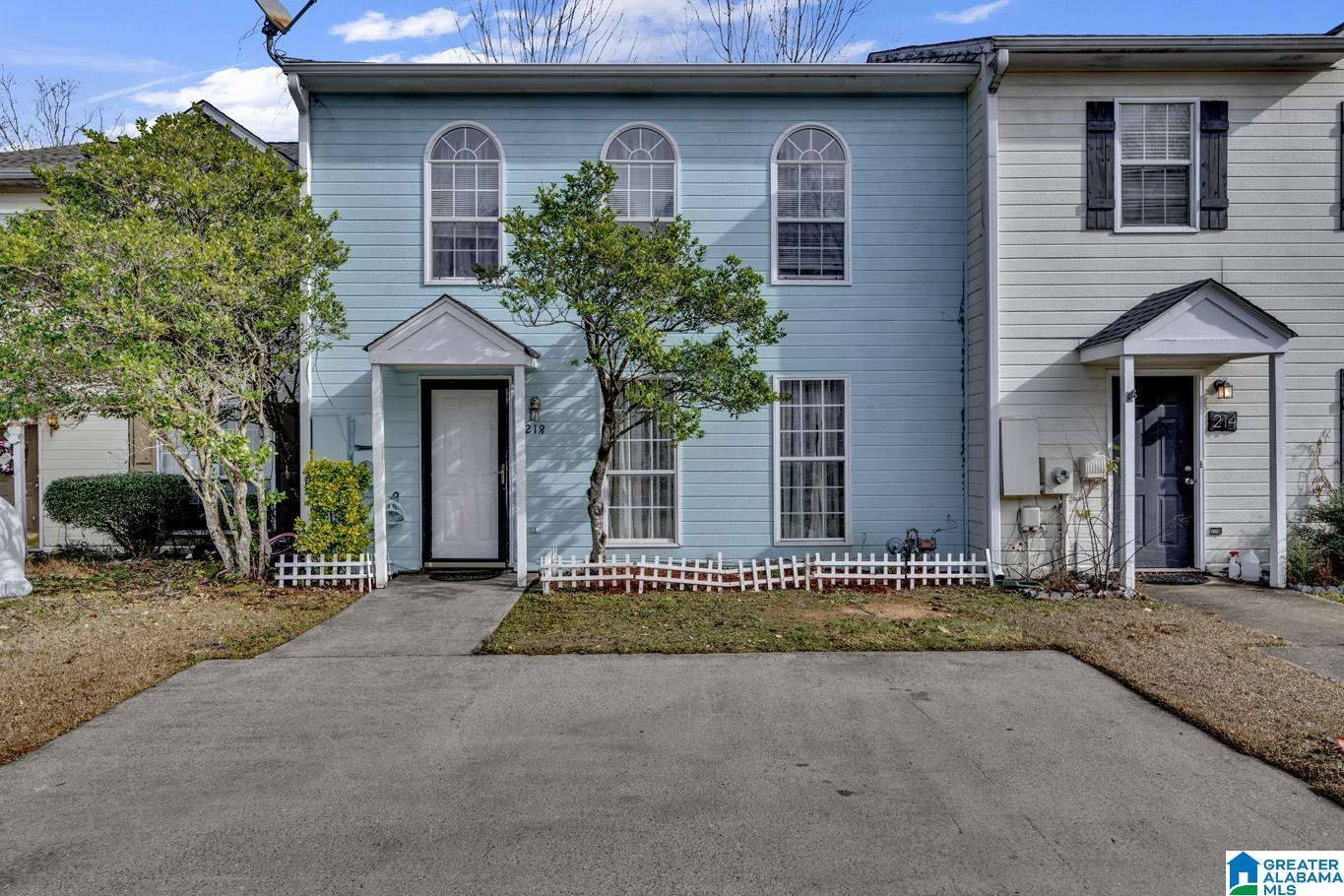 218 WILLOW POINT