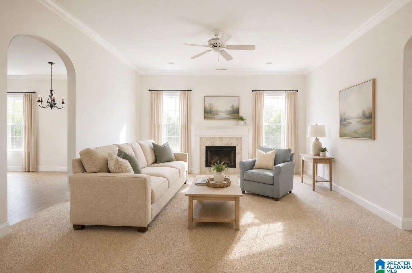 825 ROCKFORD LANE