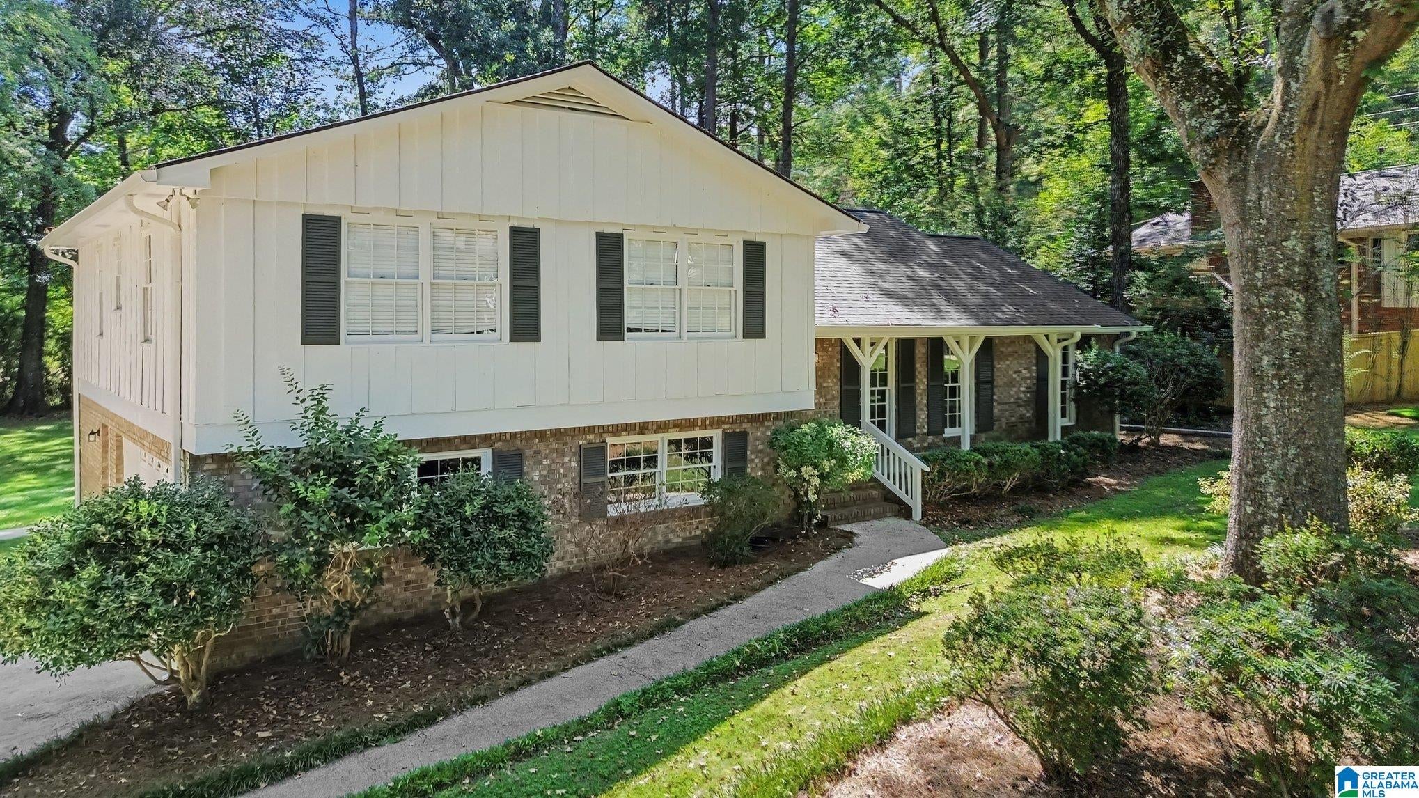 4104 REDWING DRIVE