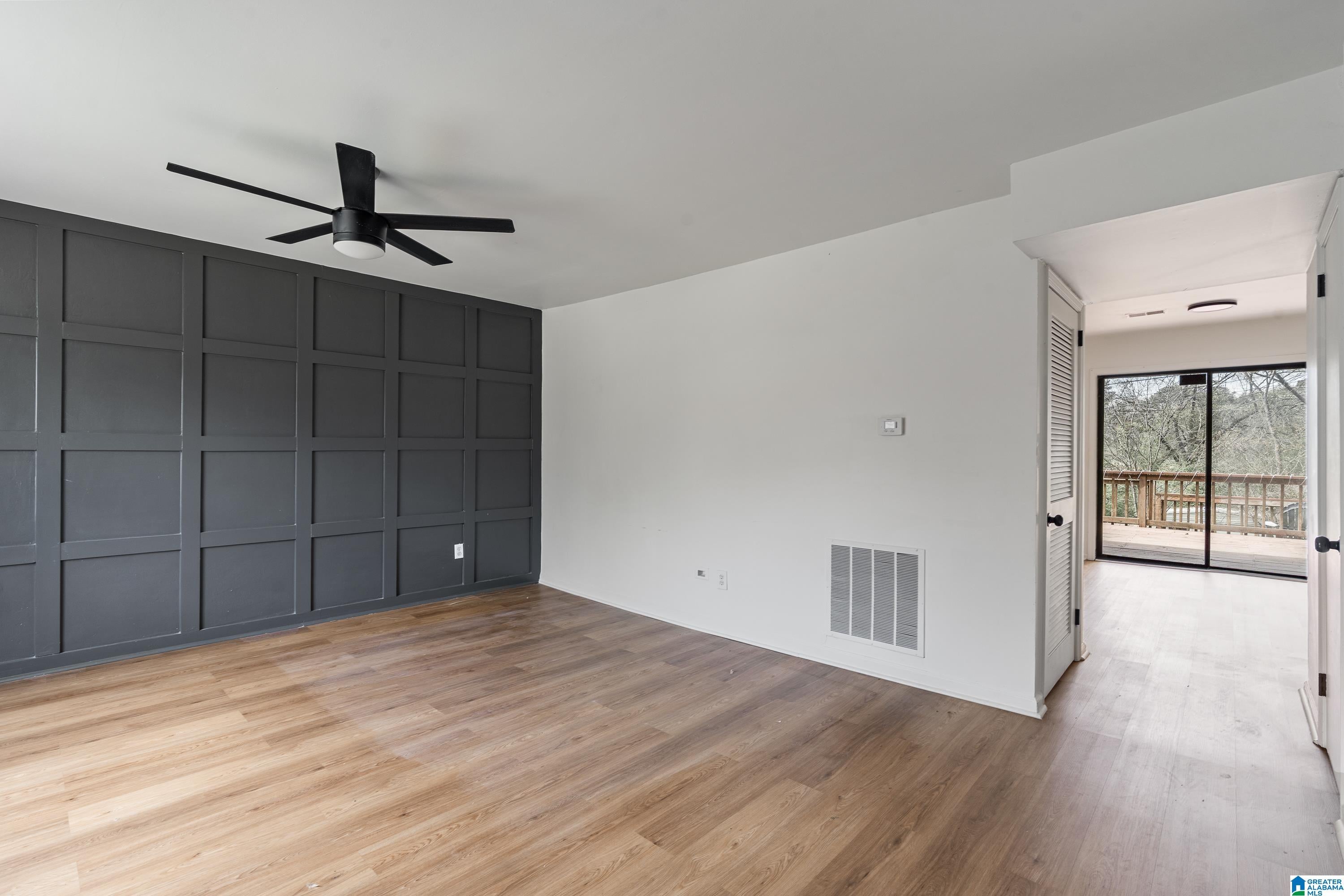 2292 CHESHIRE DRIVE - Photo 3