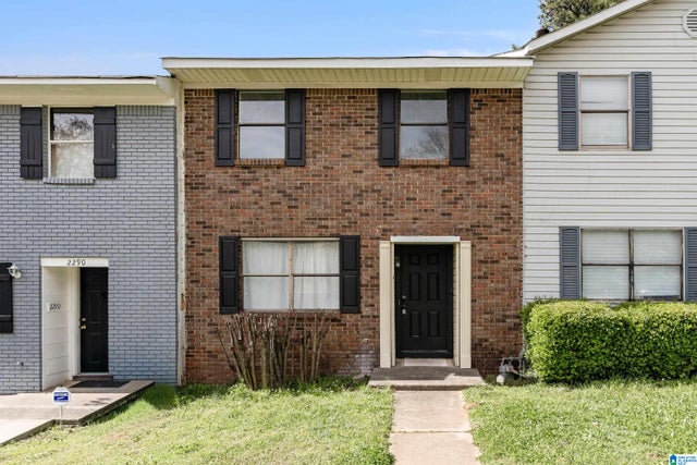 2292 CHESHIRE DRIVE