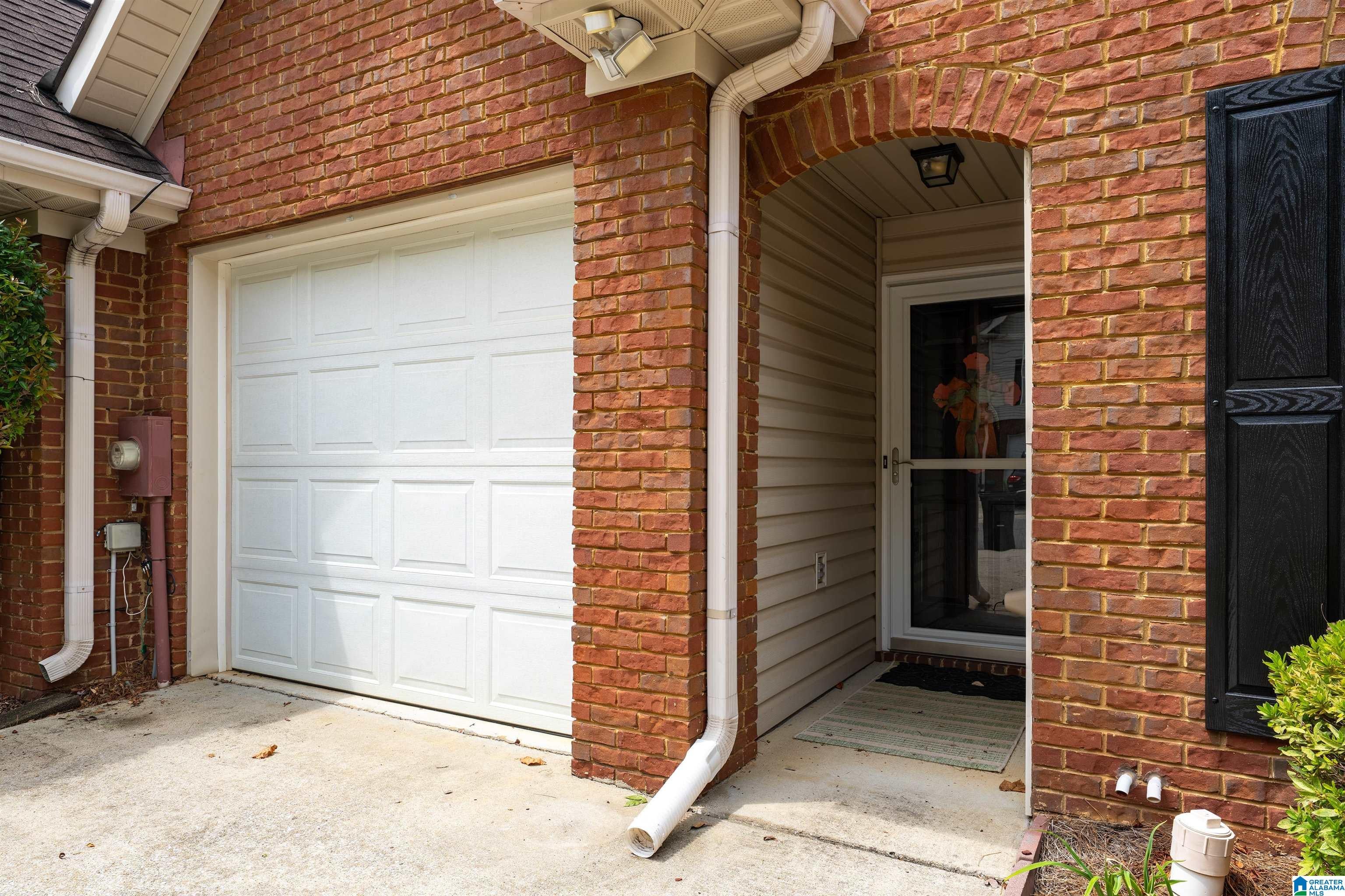 185 HAYESBURY COURT