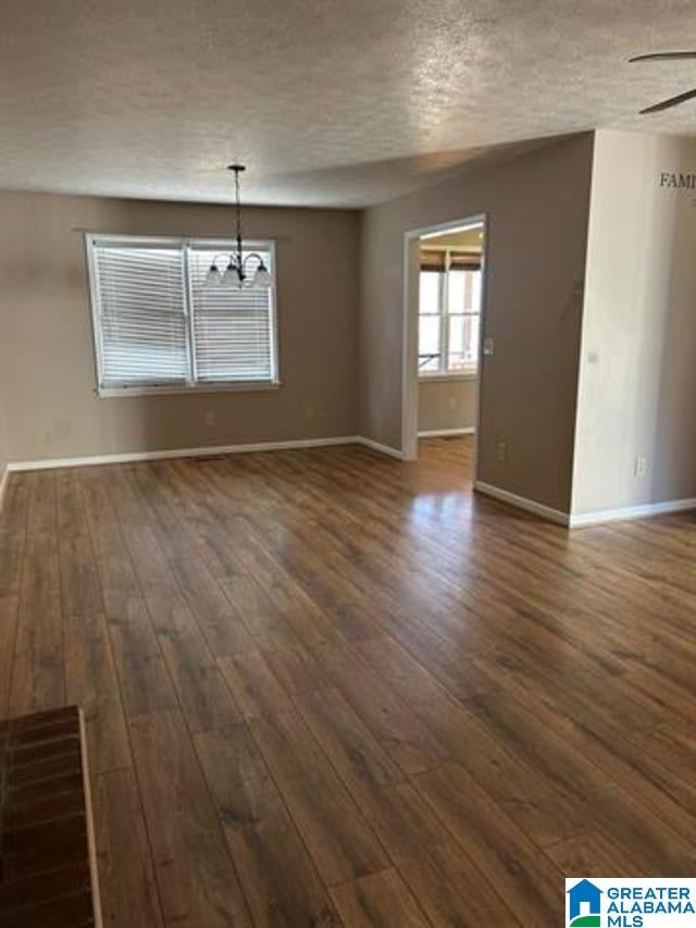 1205 SW DEREK DRIVE