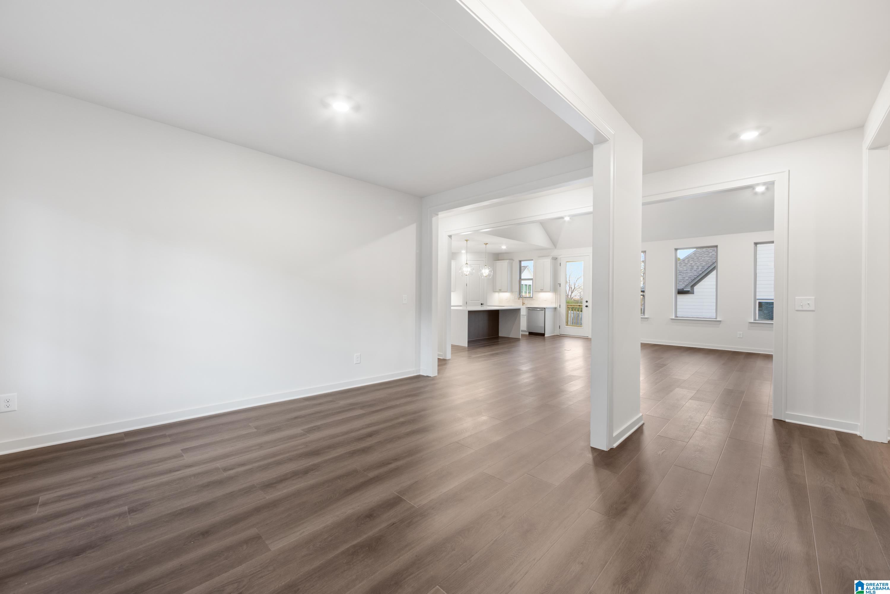 8411 DANIEL TRAIL