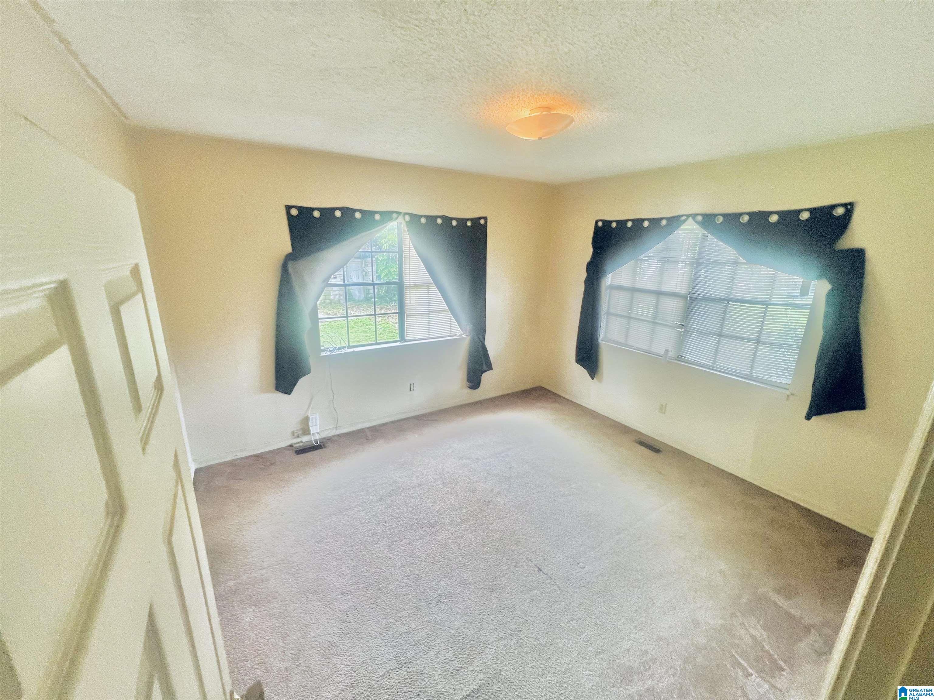 3120 AVENUE I
