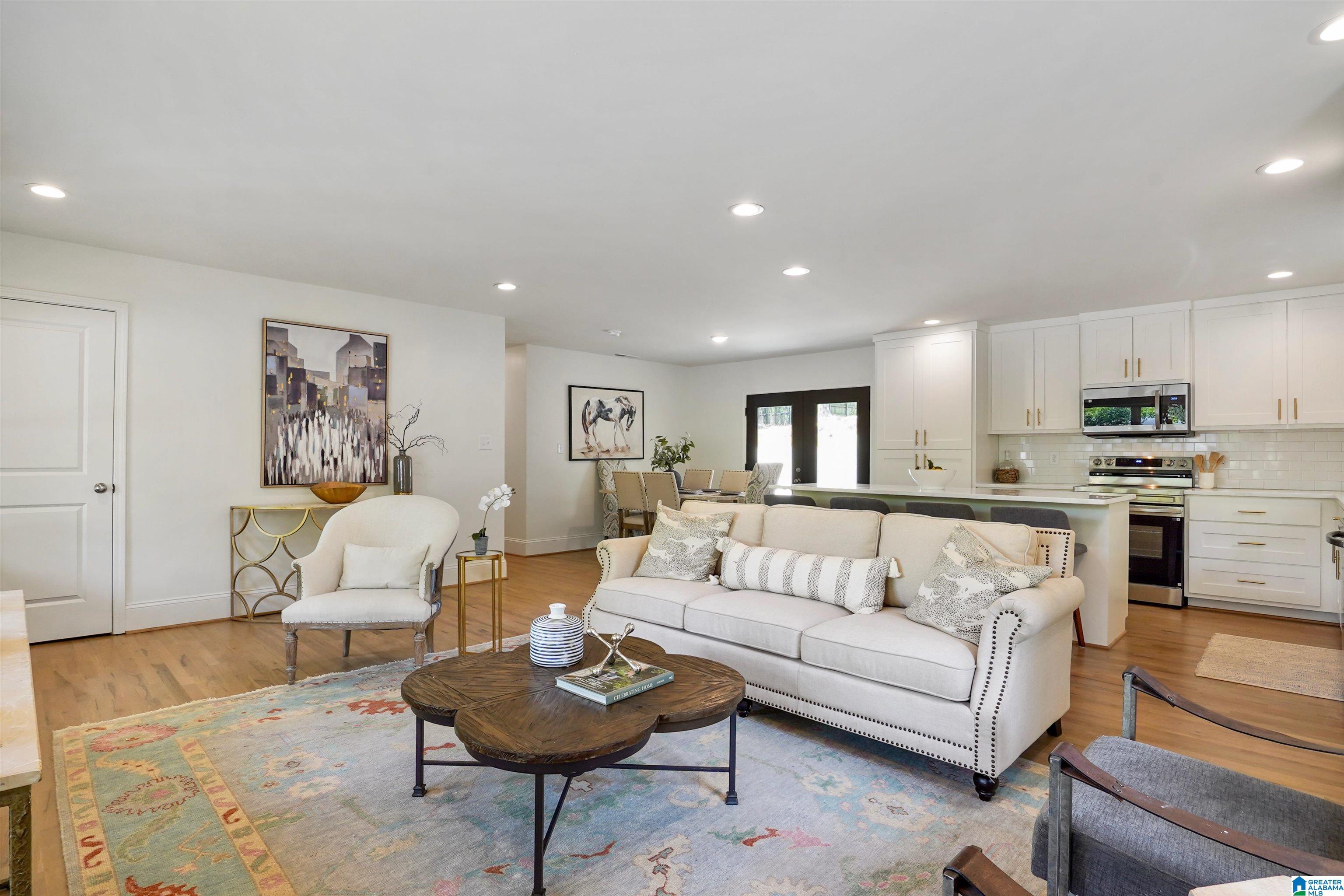 4720 CLAIRMONT AVENUE S