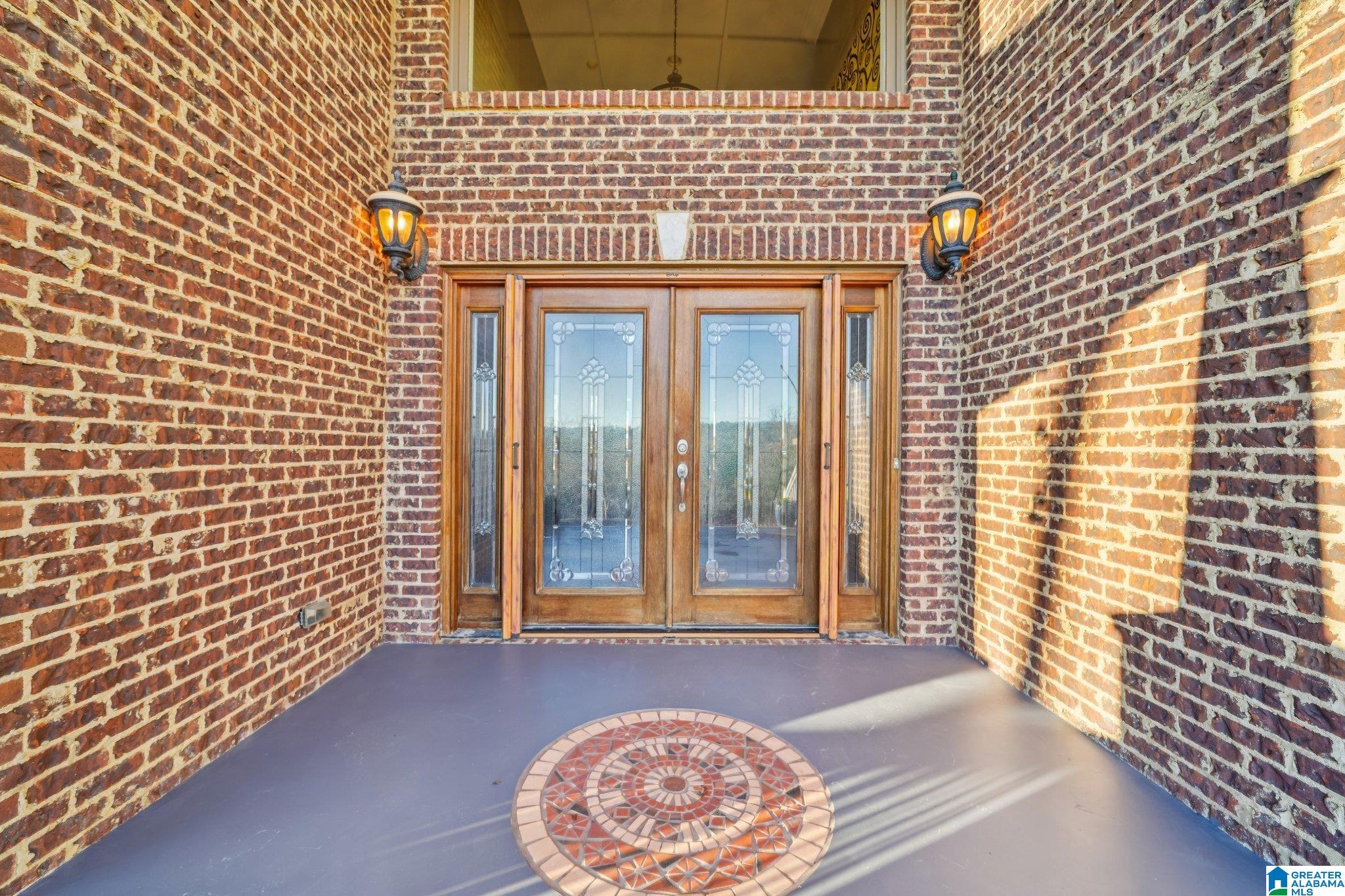 799 HIDDEN RIDGE CIRCLE