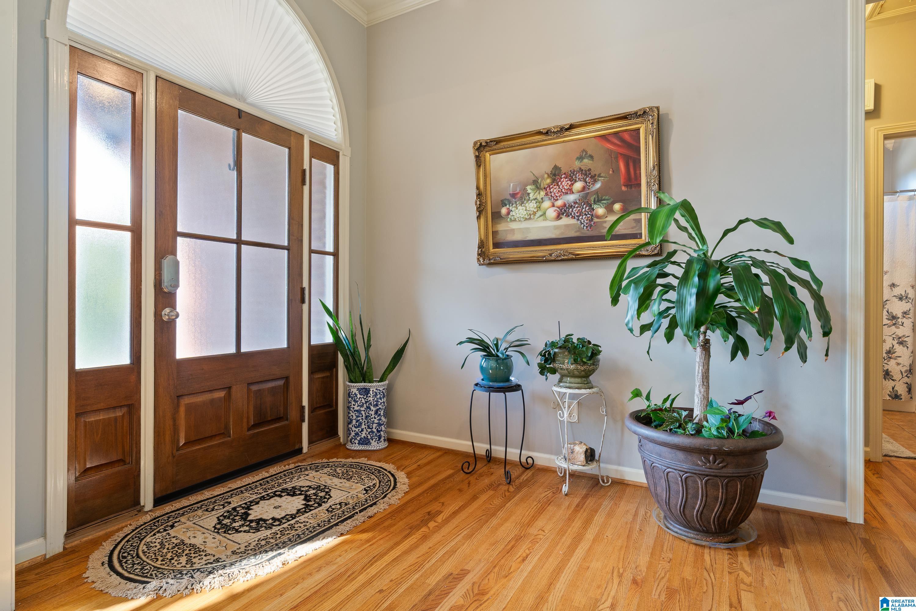 637 EMERALD TRACE