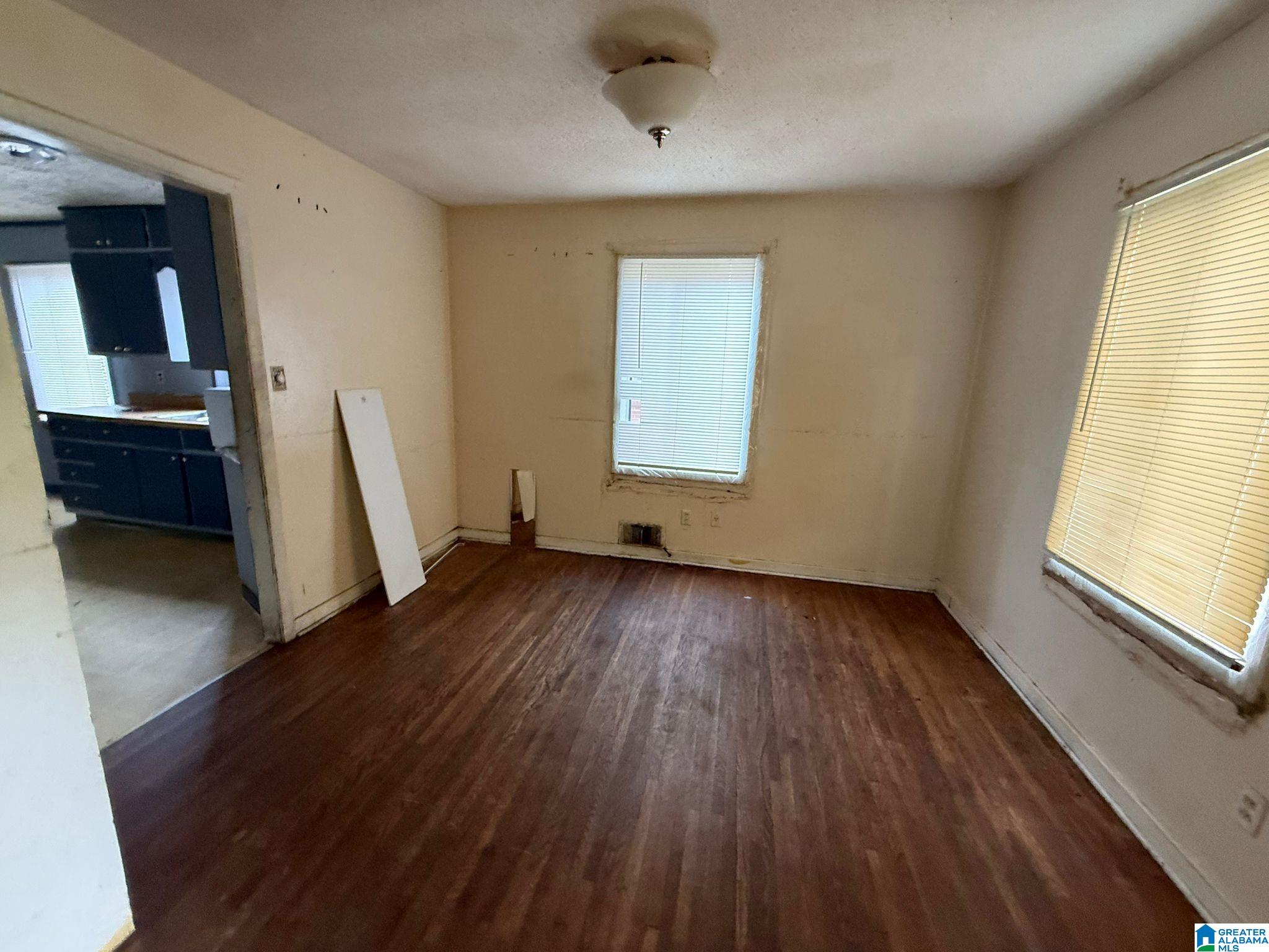 2925 STEINER COURT SW